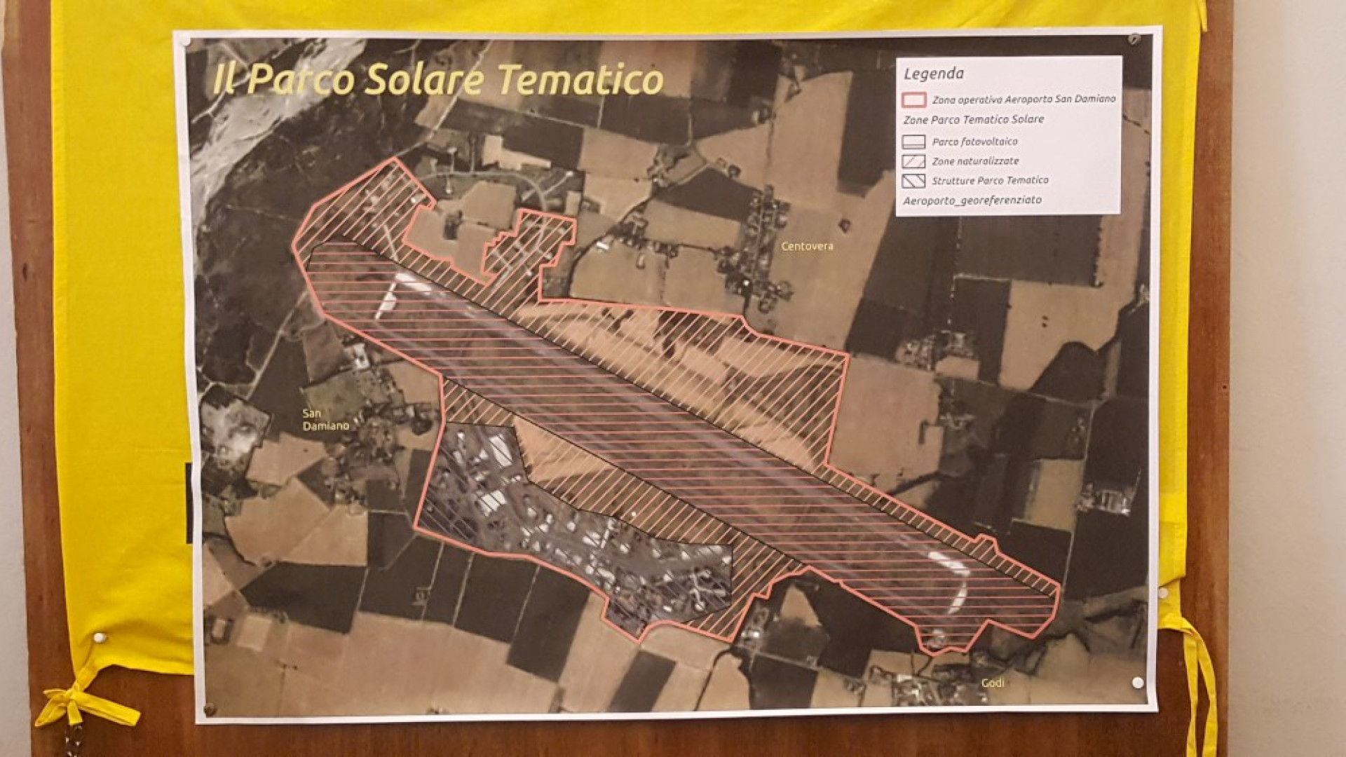 Un parco fotovoltaico nell'ex aeroporto di San Damiano. Proposta di Legambiente