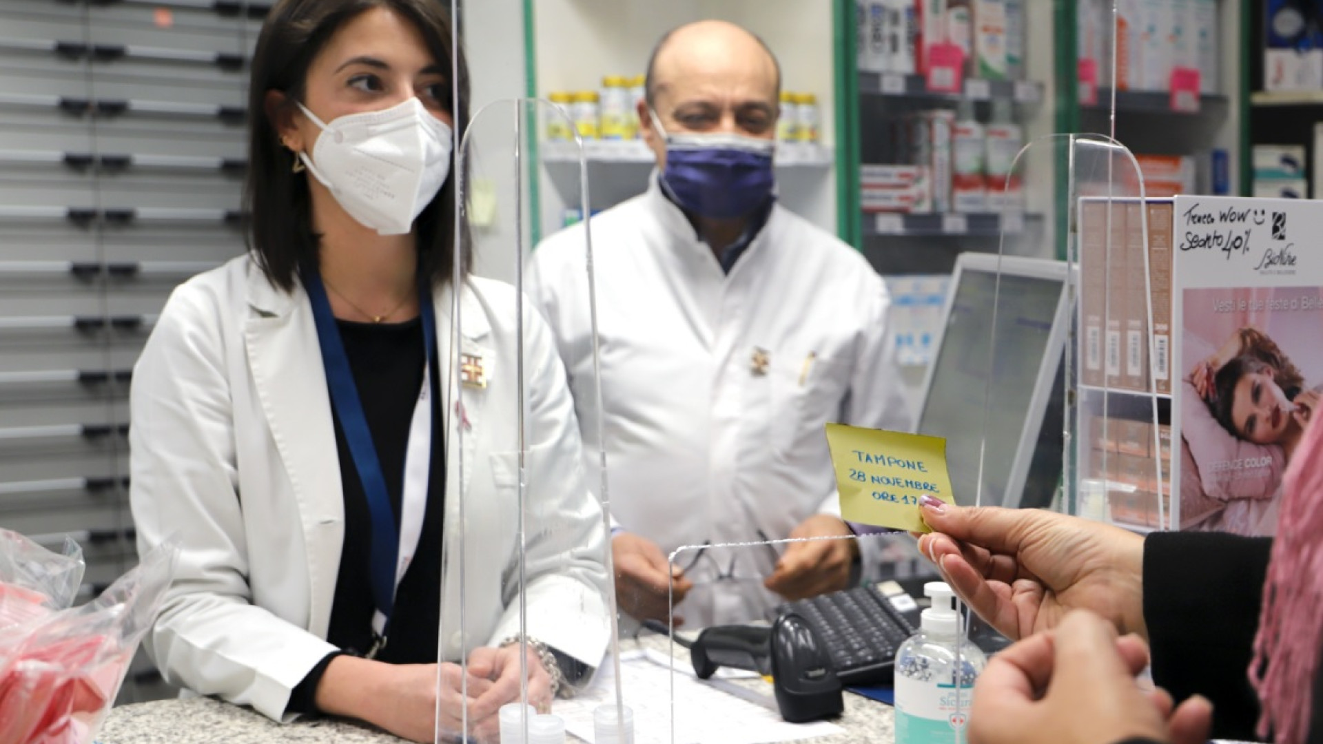 Tampone Covid, da lunedì ritiro dei referti anche in farmacia