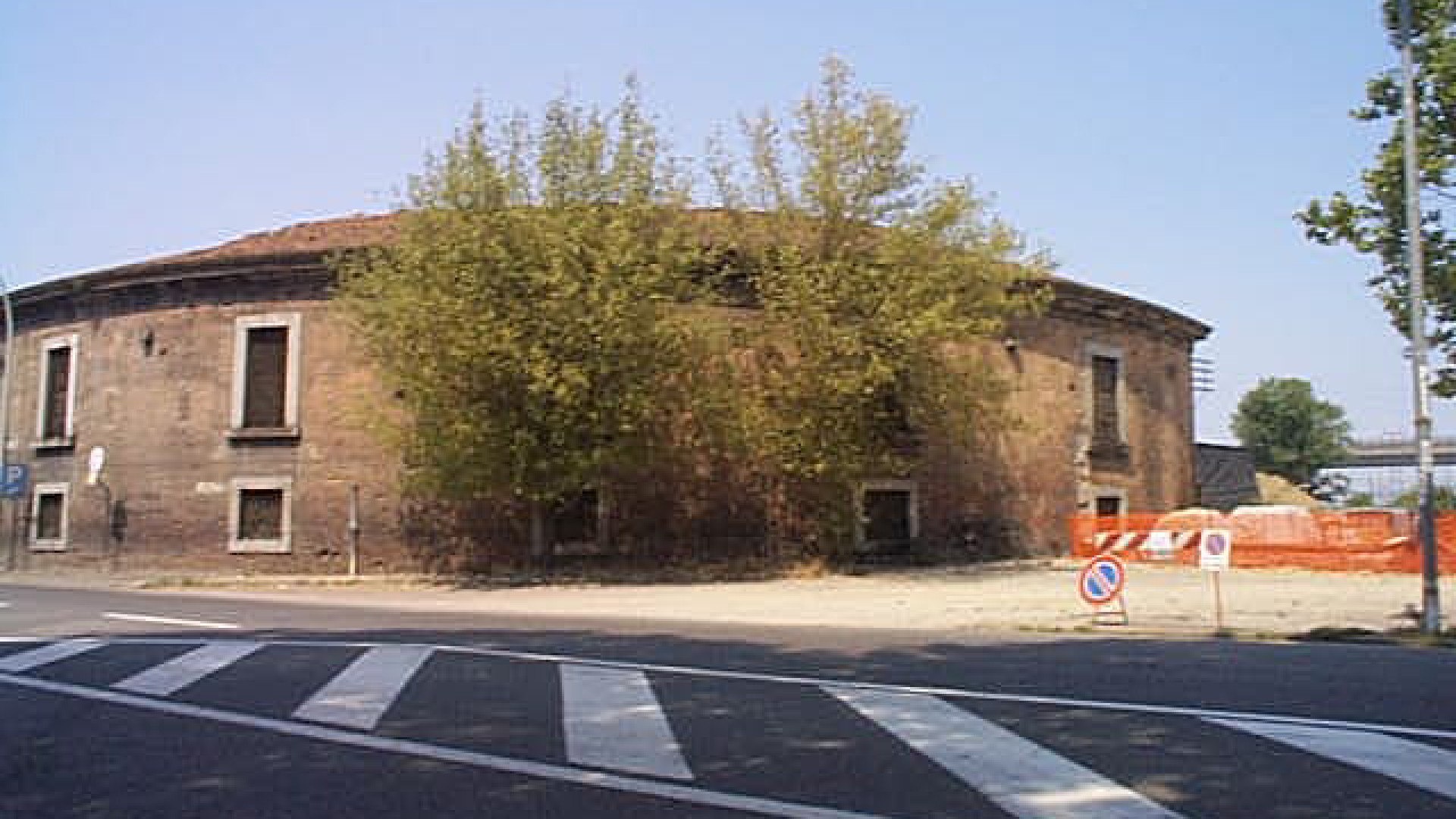 Emergenza topi: lavori in corso. Ancora da pulire le stanze di Torrione Fodesta