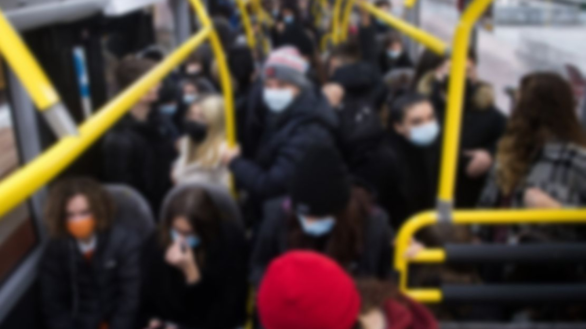 Il grido degli autisti dei bus: "Abbandonati a noi stessi, declino e anarchia utenti"