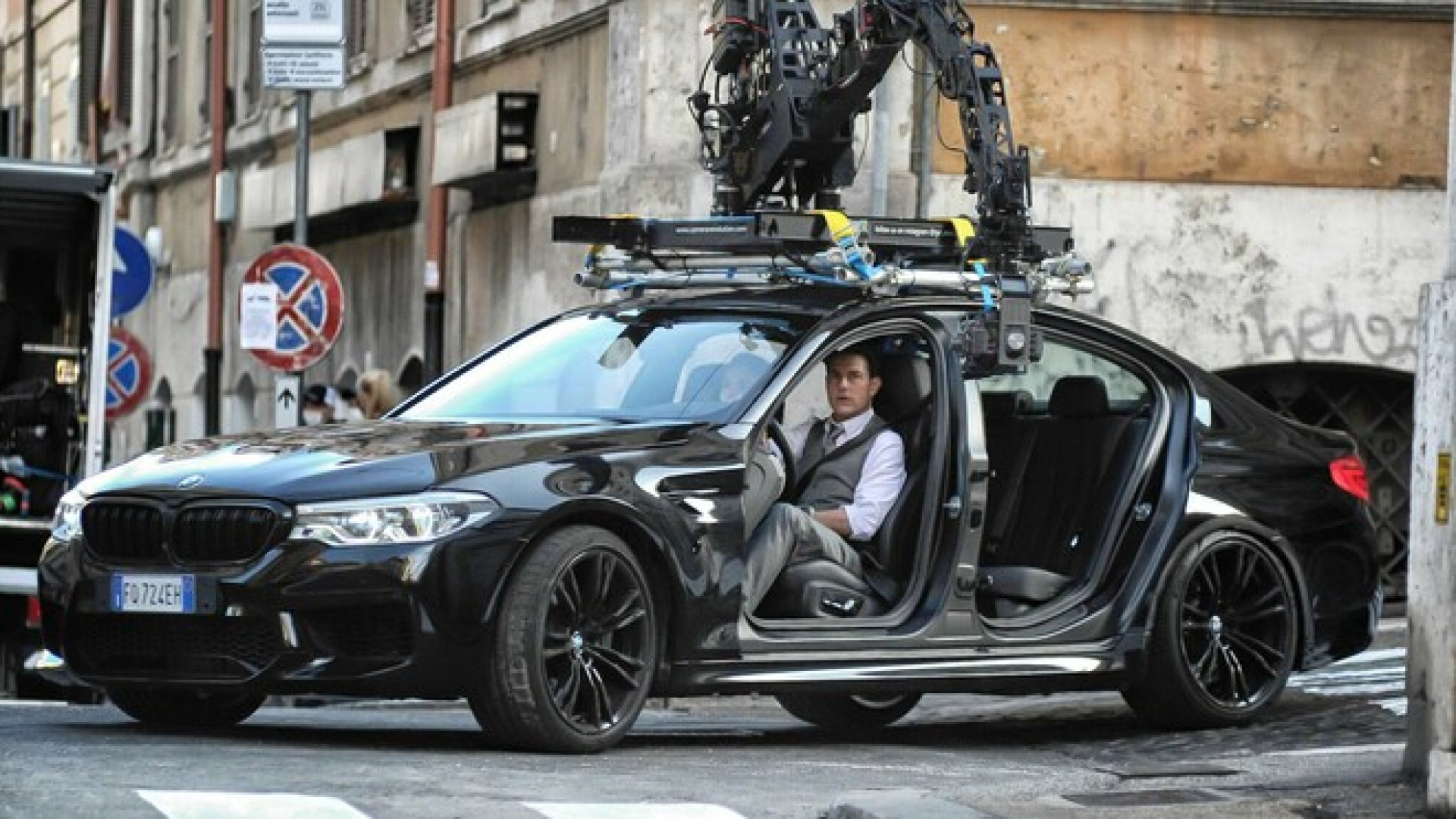 Ground Control to Major Tom Ground Control to Major Tom Cruise