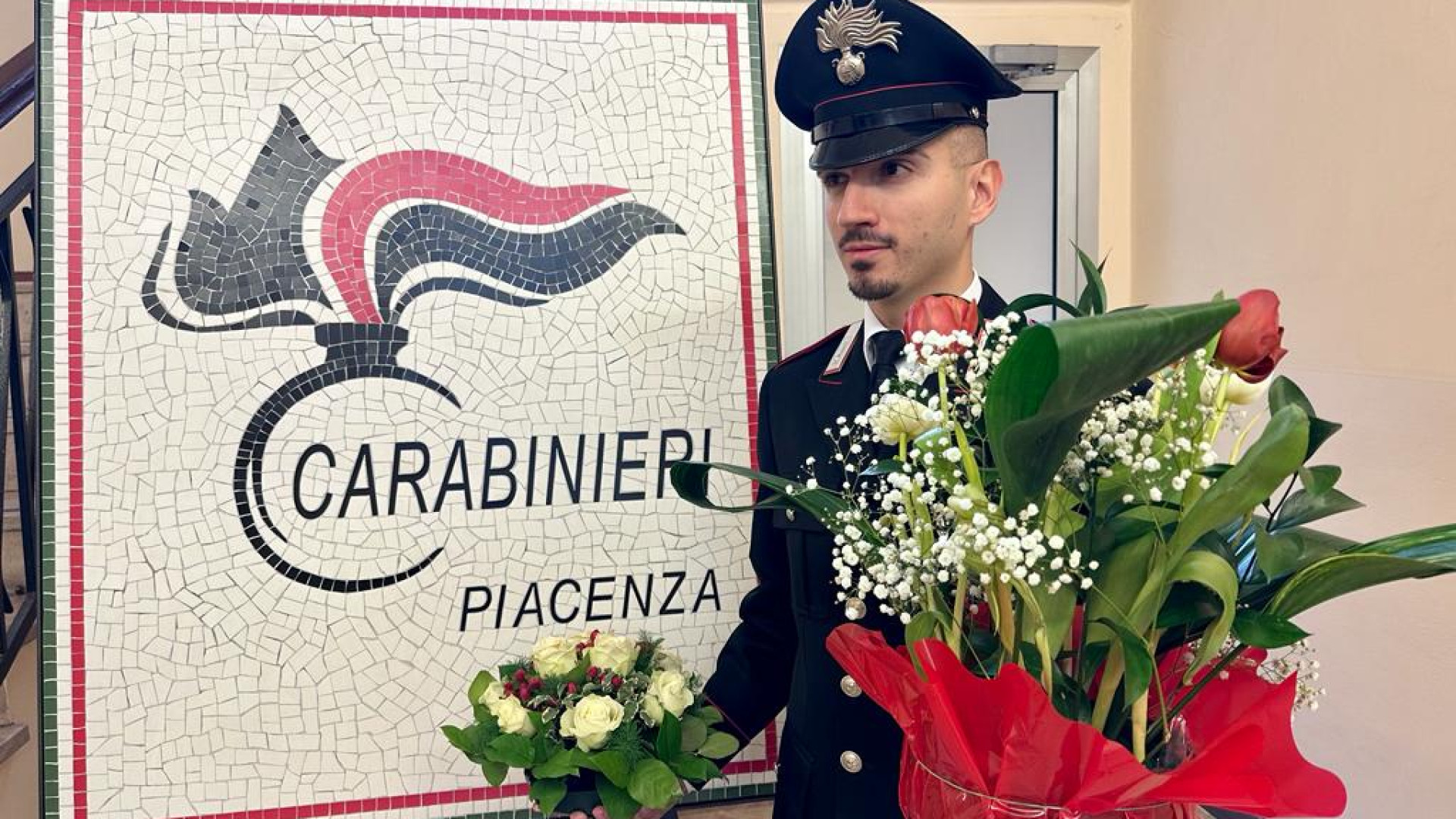Strage di Nassirya, biglietti e fiori: "Quando vi vediamo ci sentiamo al sicuro"