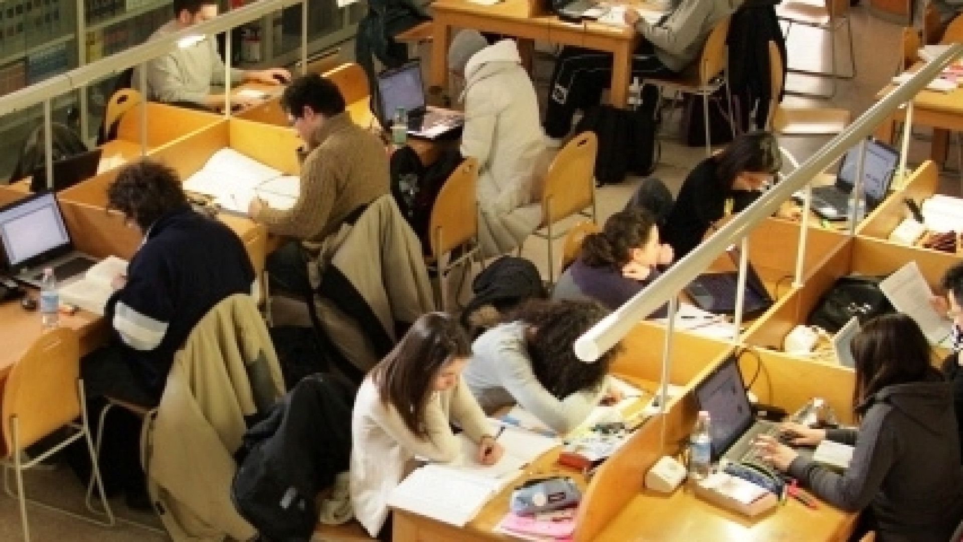 Cattolica e Politecnico: un milione di euro ogni anno per le borse di studio