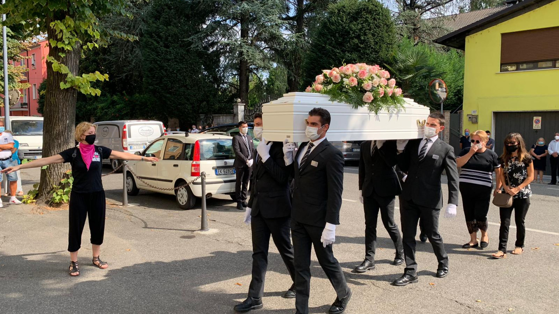 Piacenza dice addio a Elisa Pomarelli. Lutto cittadino durante la cerimonia
