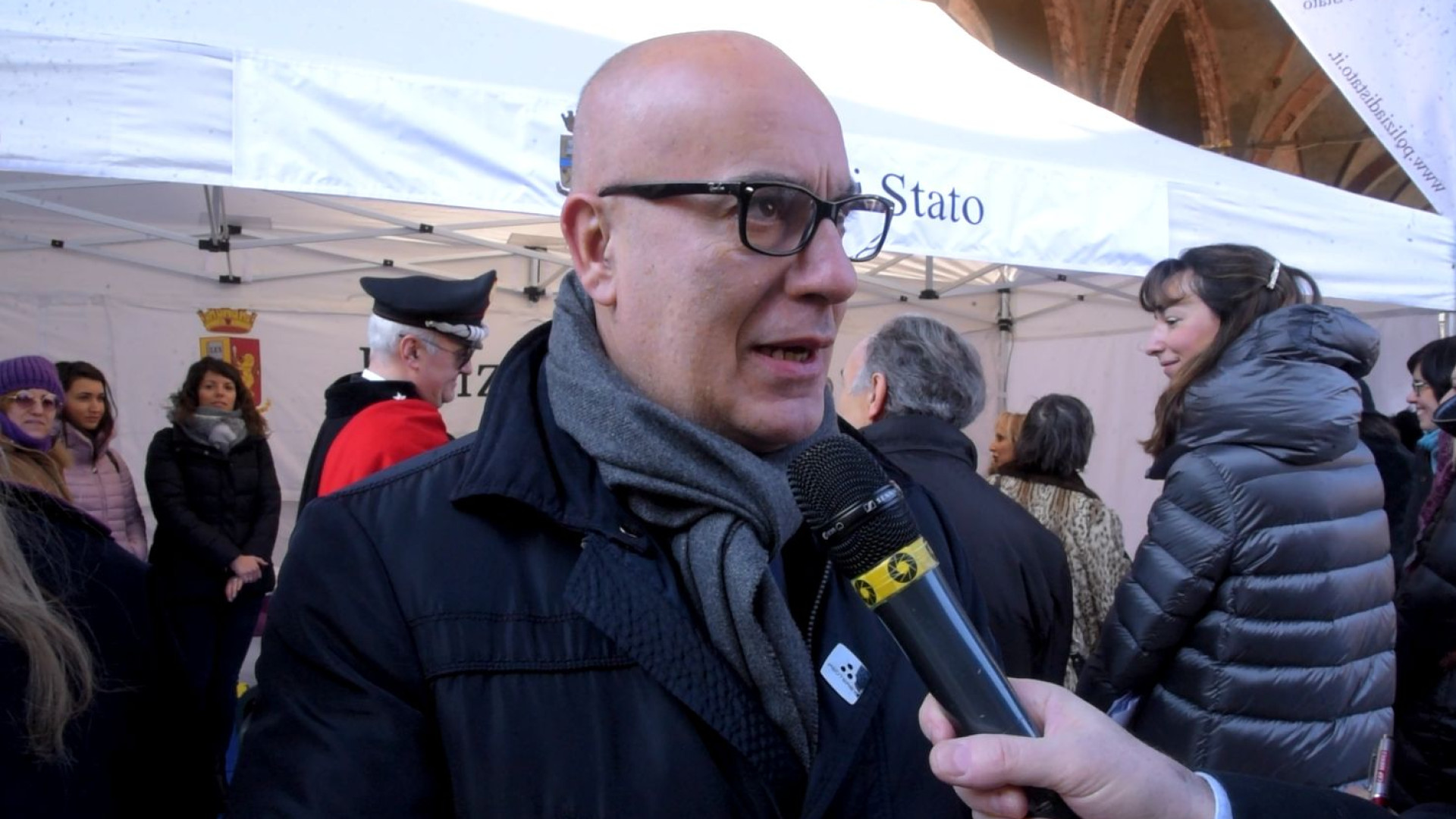 Prevenire e sensibilizzare, torna in piazza “Questo non è amore” della Polizia