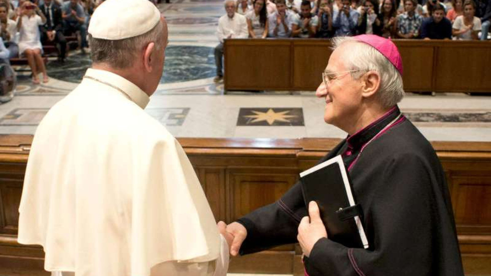 Un questionario segreto ai sacerdoti piacentini per tracciare l'identikit del nuovo vescovo