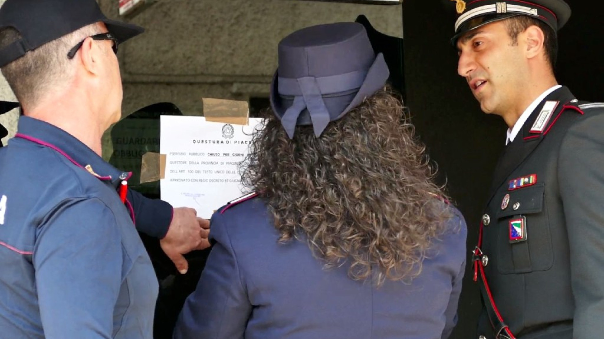 "Servirono alcol a minorenni": carabinieri e polizia chiudono temporaneamente Avila e King