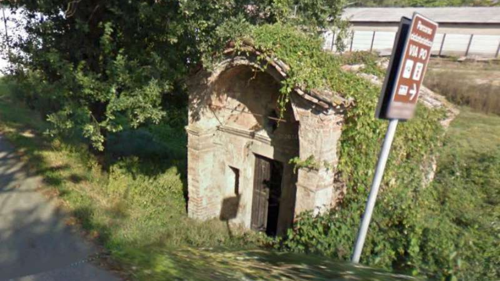 Veratto di Santimento, tremila firme per salvare il santuario