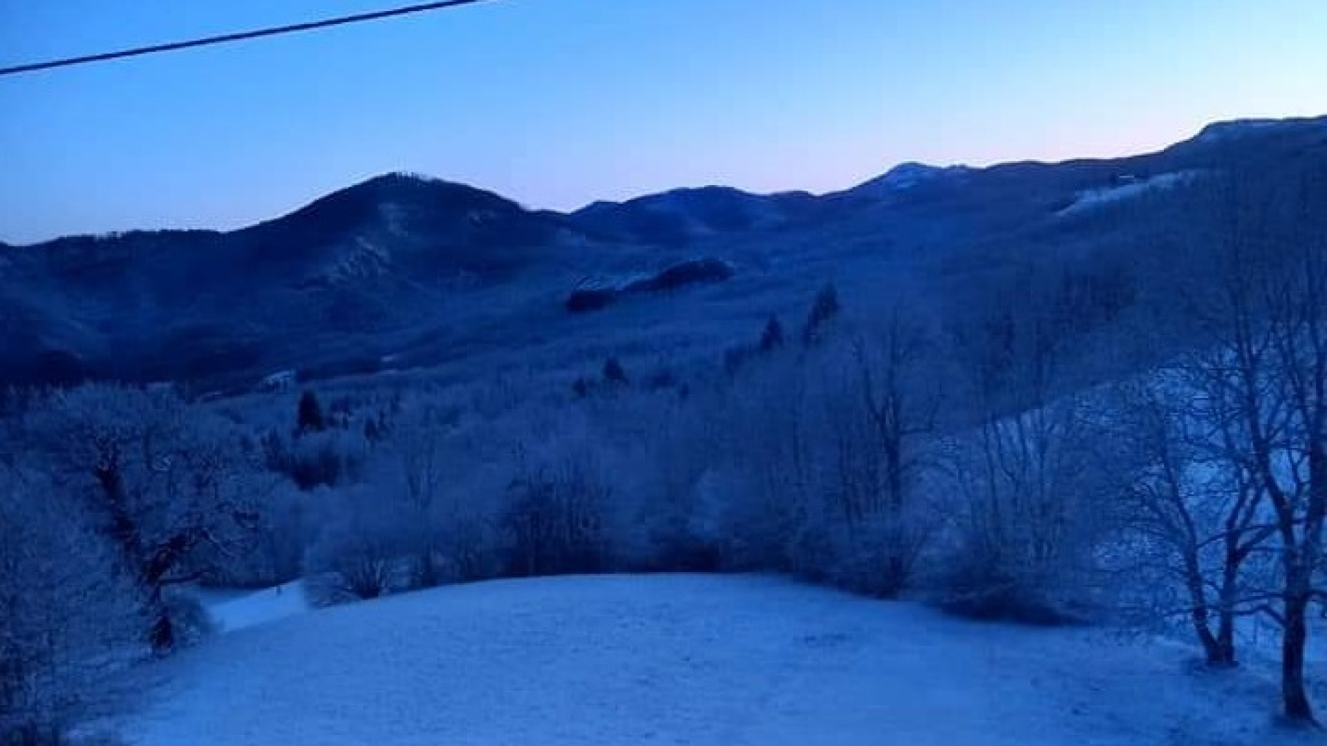 Scatta l'allerta meteo: domani attese nevicate su colline e montagne piacentine