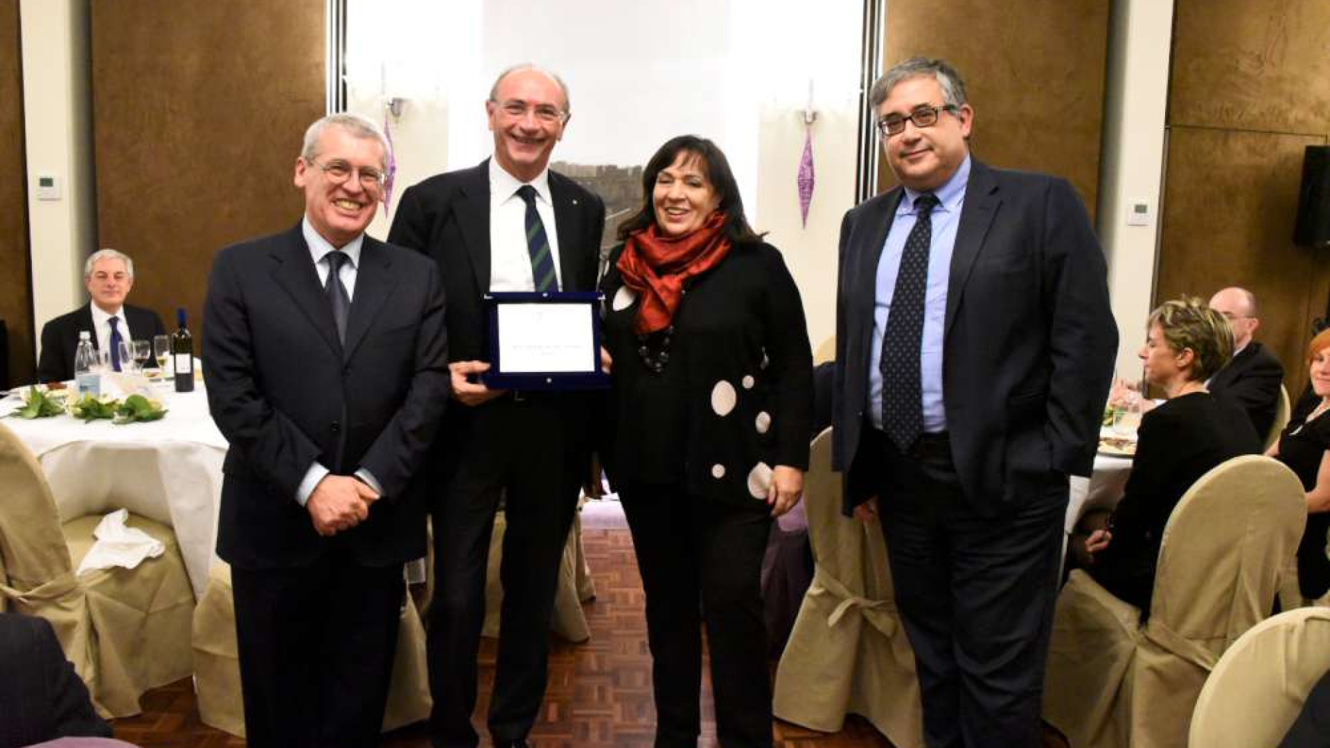 Federmanager: 400 iscritti, ma pochi lavorano a Piacenza. Premio a Ghizzoni