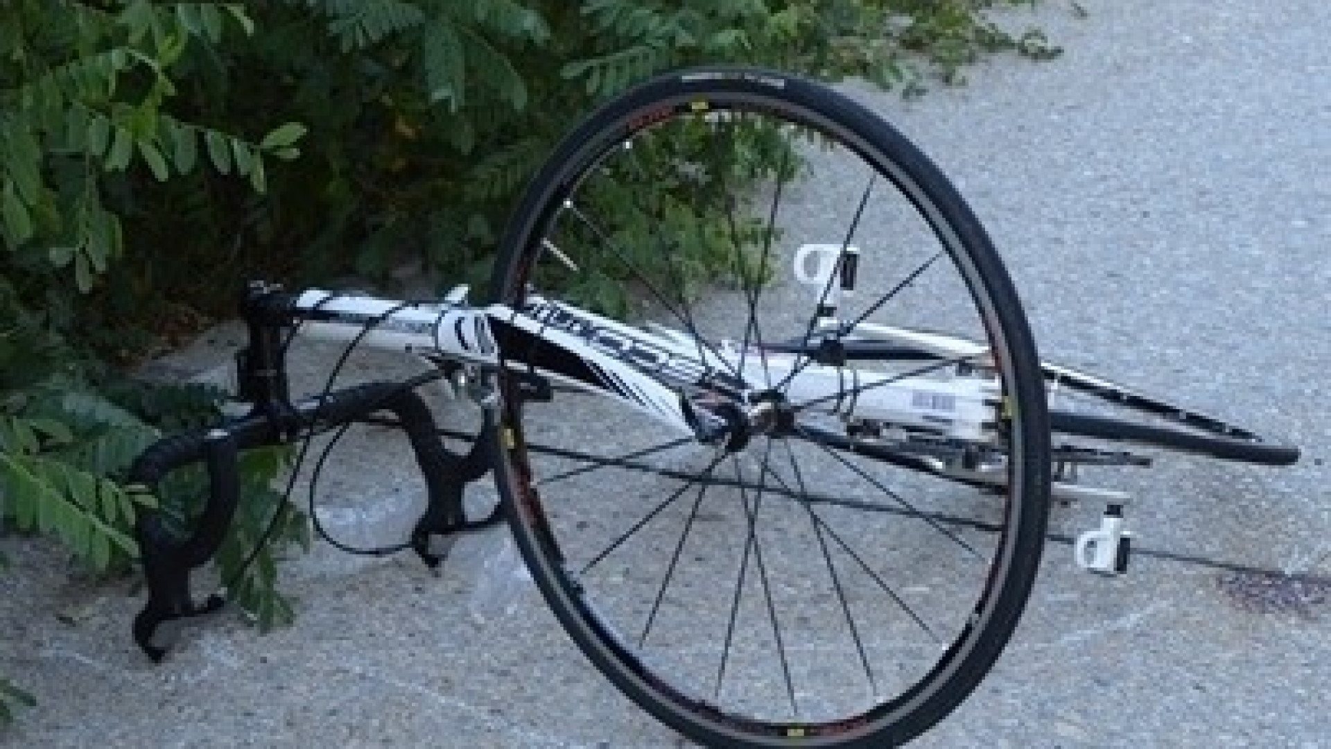 Ciclista cade e muore a Morfasso. È polemica per la guardia medica