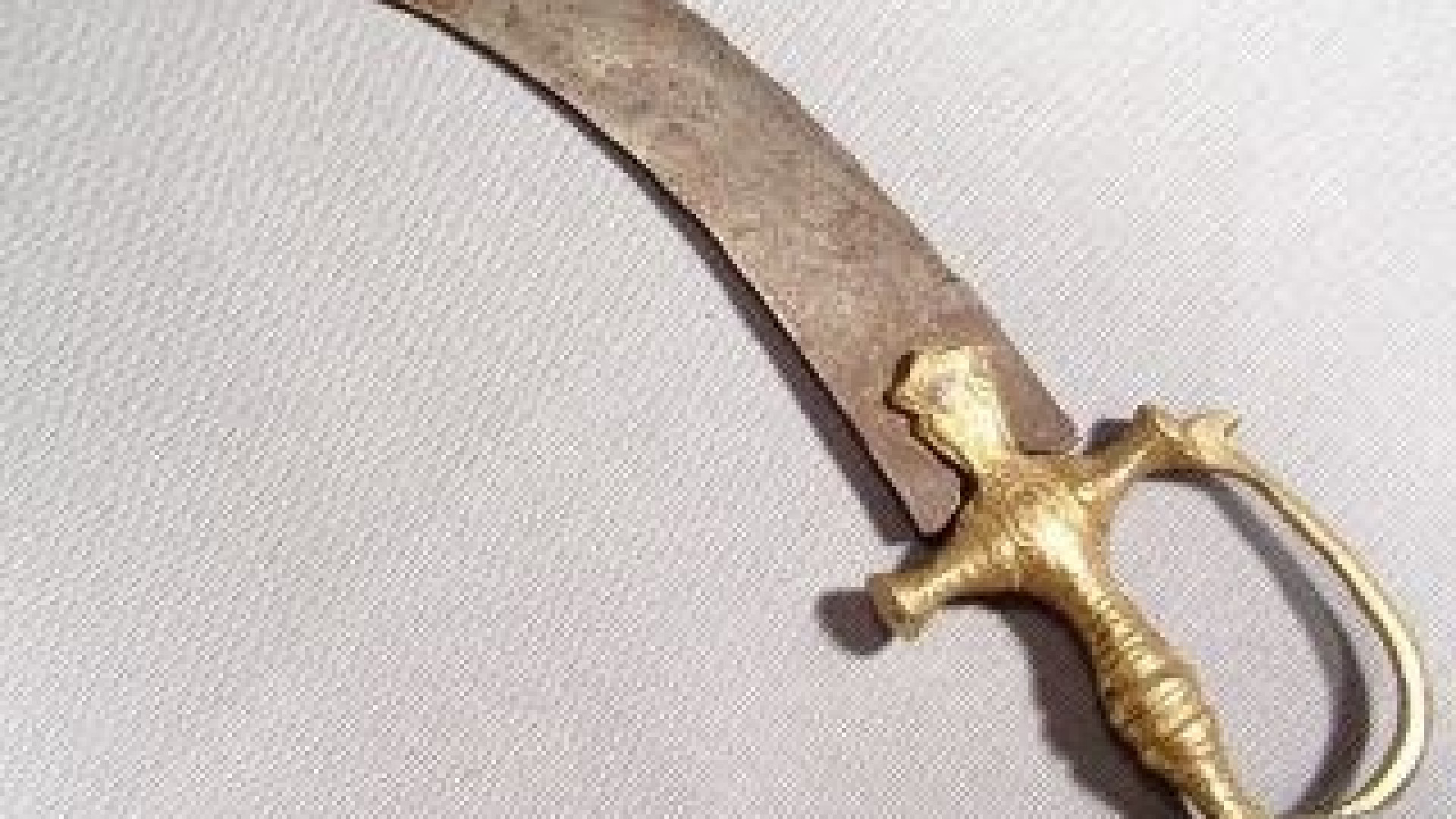 E' un indiano sikh, dunque può portare il coltello sacro: assolto