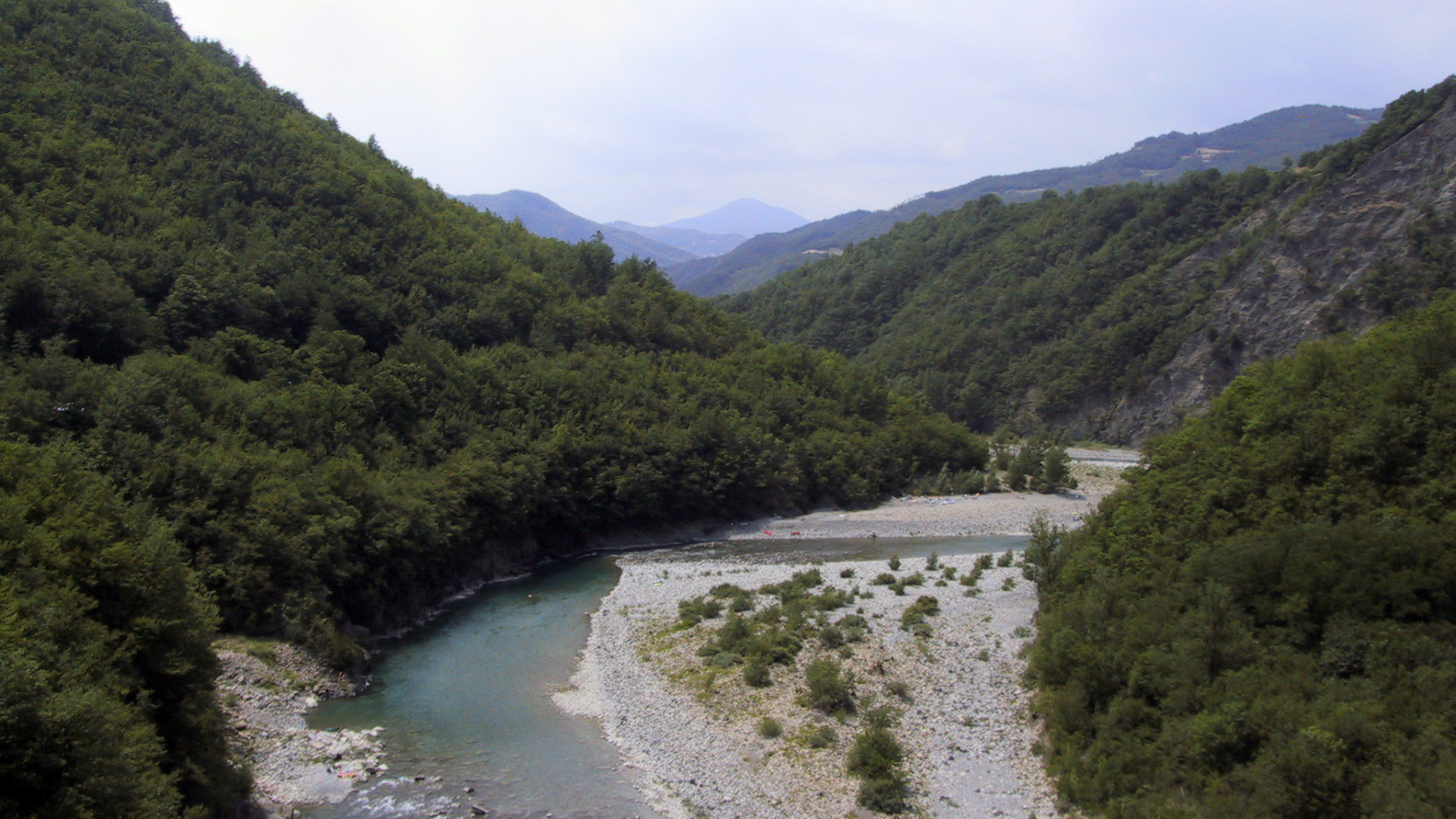Valtrebbia senz'acqua: disagi per alcune frazioni. Serbatoio rotto