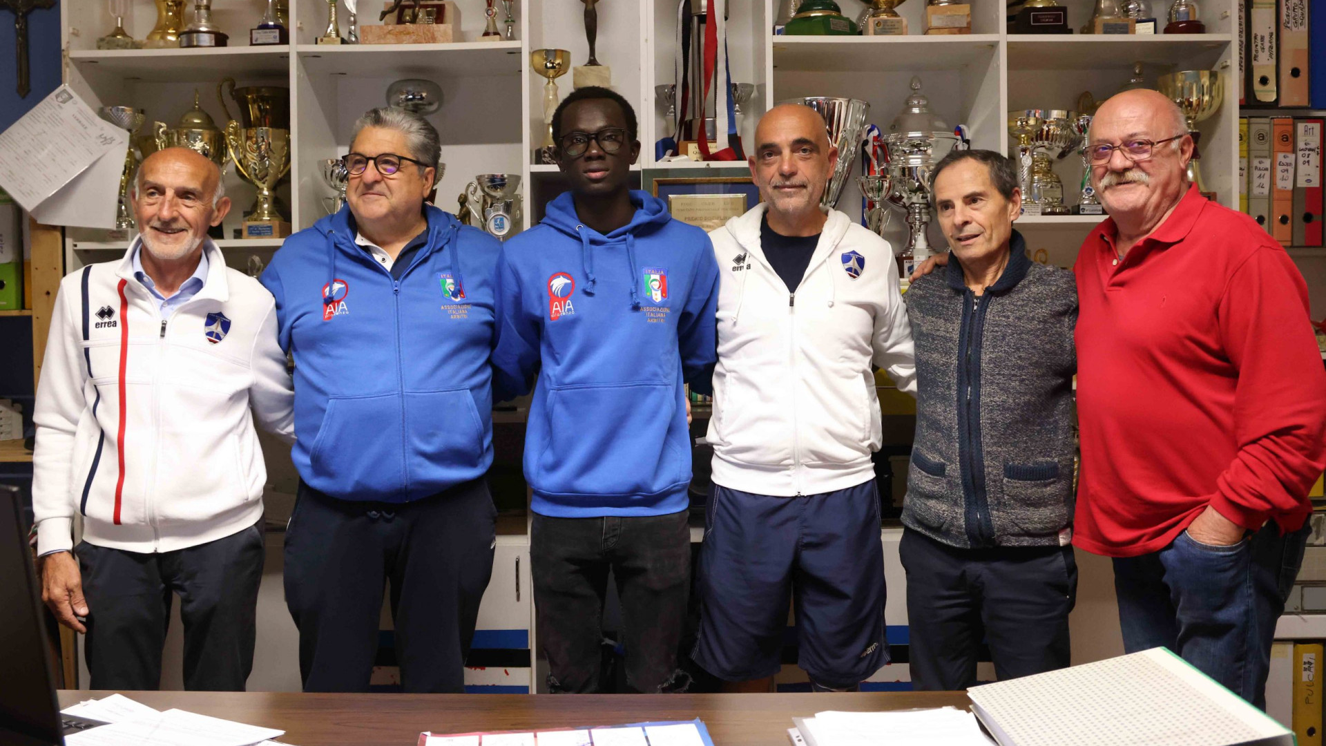 San Corrado, arbitro e allenatore si stringono la mano dopo gli insulti razzisti