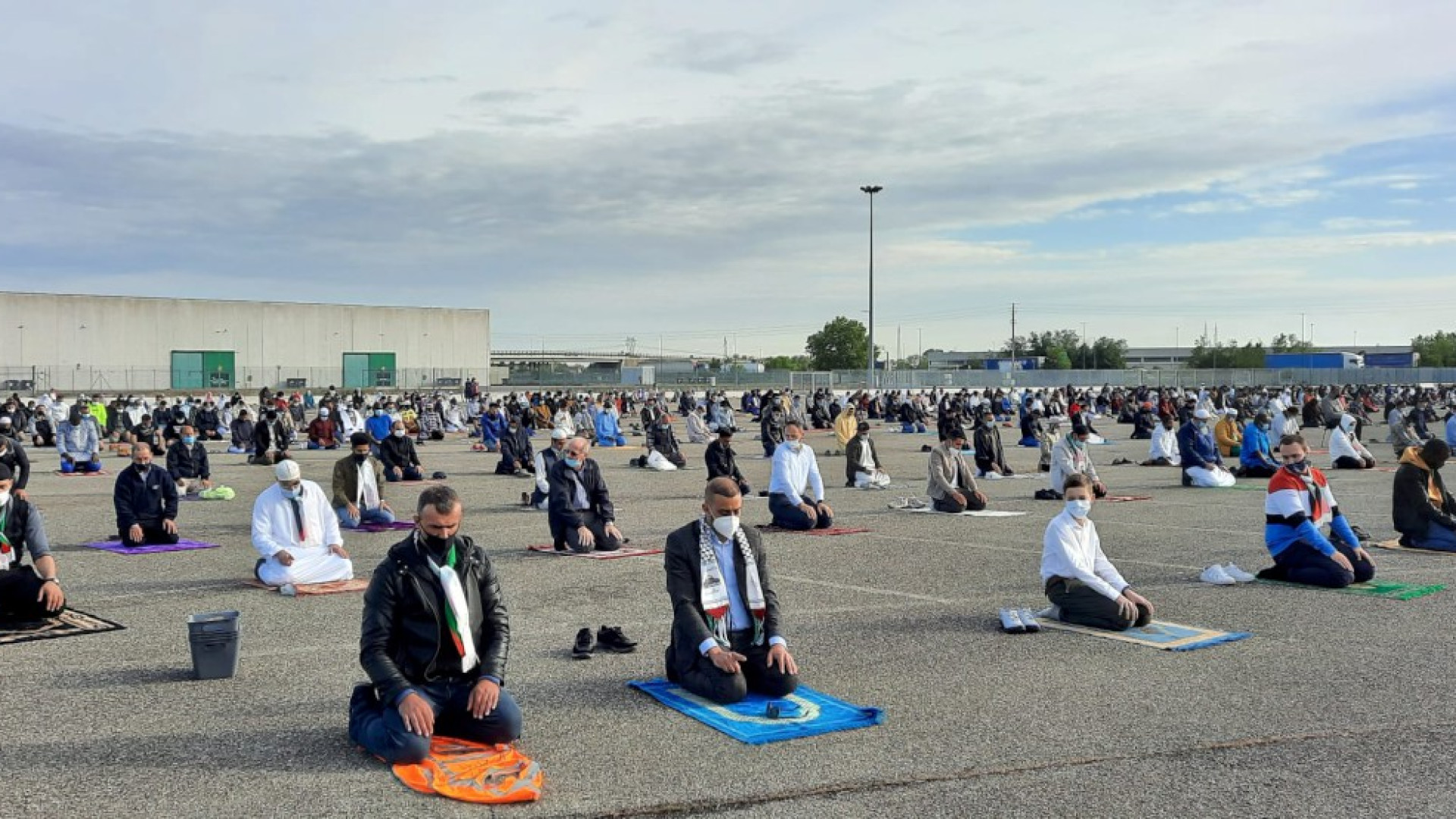Più di tremila fedeli in preghiera a Le Mose per la fine del Ramadan