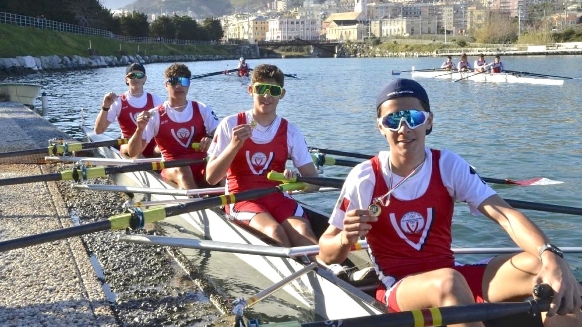 Canottaggio, nove medaglie per la Vittorino alla regata di Genova Prà