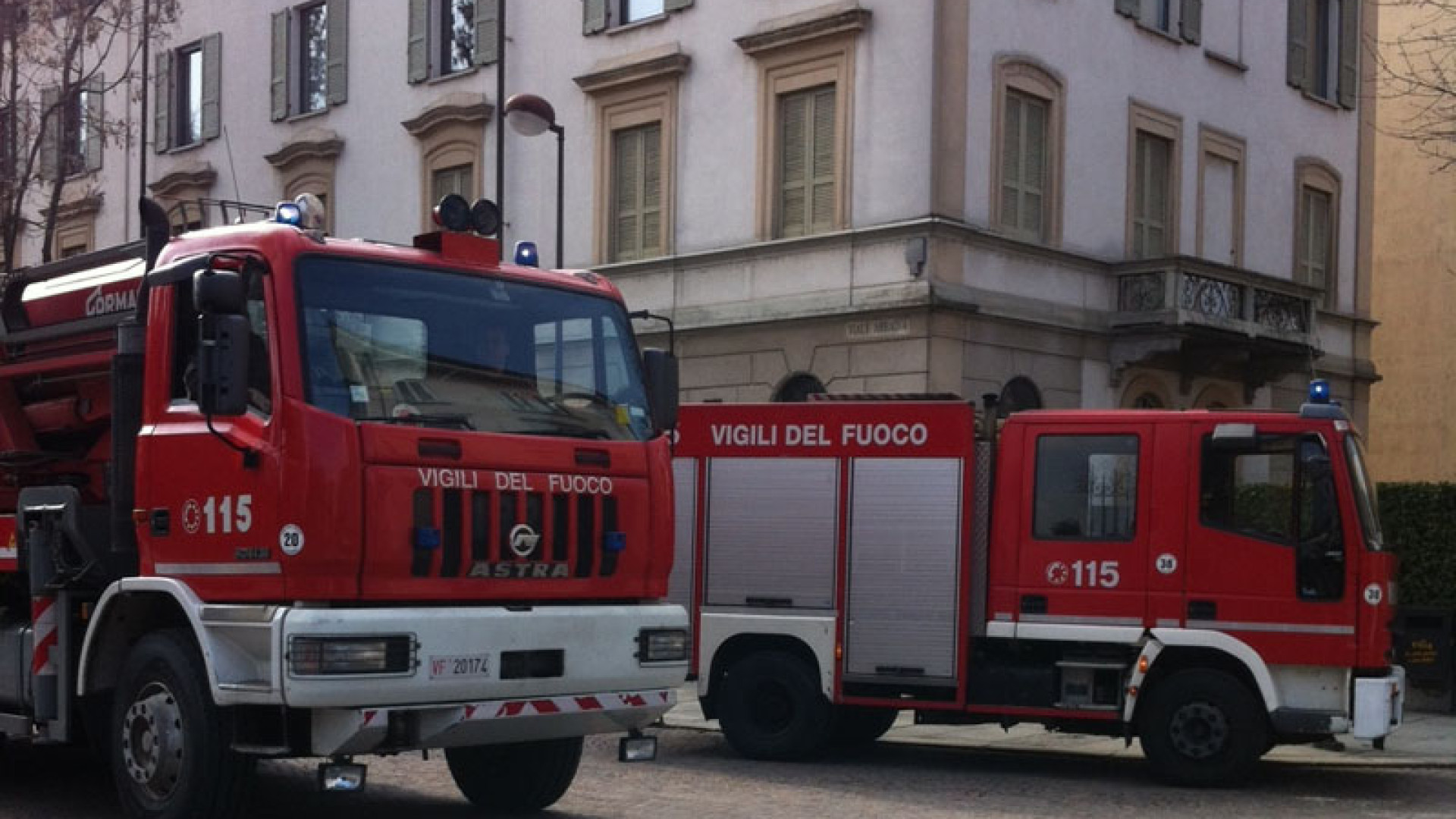 Autocarro in panne, bloccato il tratto tra via Risorgimento e via Benedettine