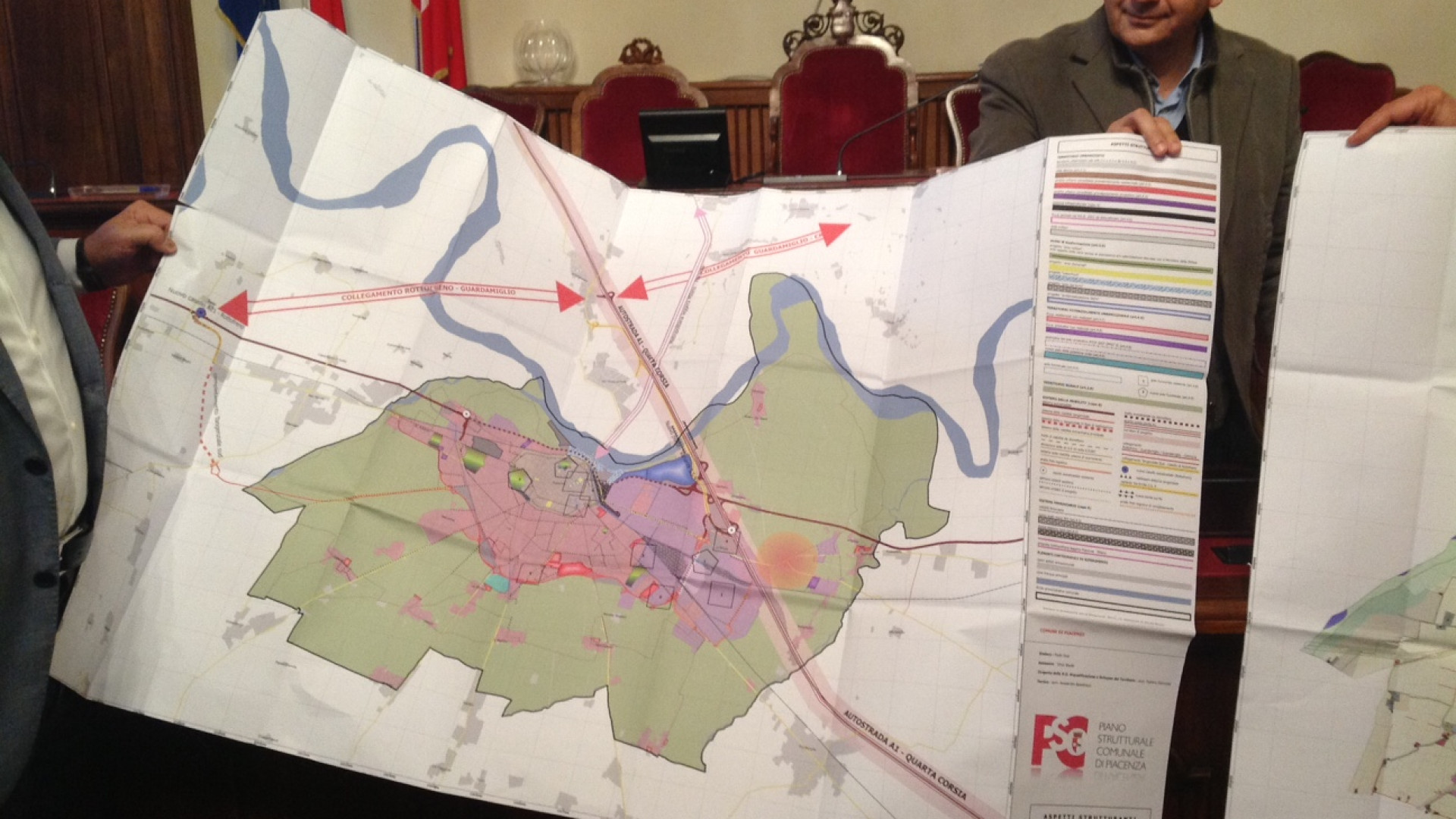 Piacenza, il consiglio comunale dà via libera al nuovo Psc