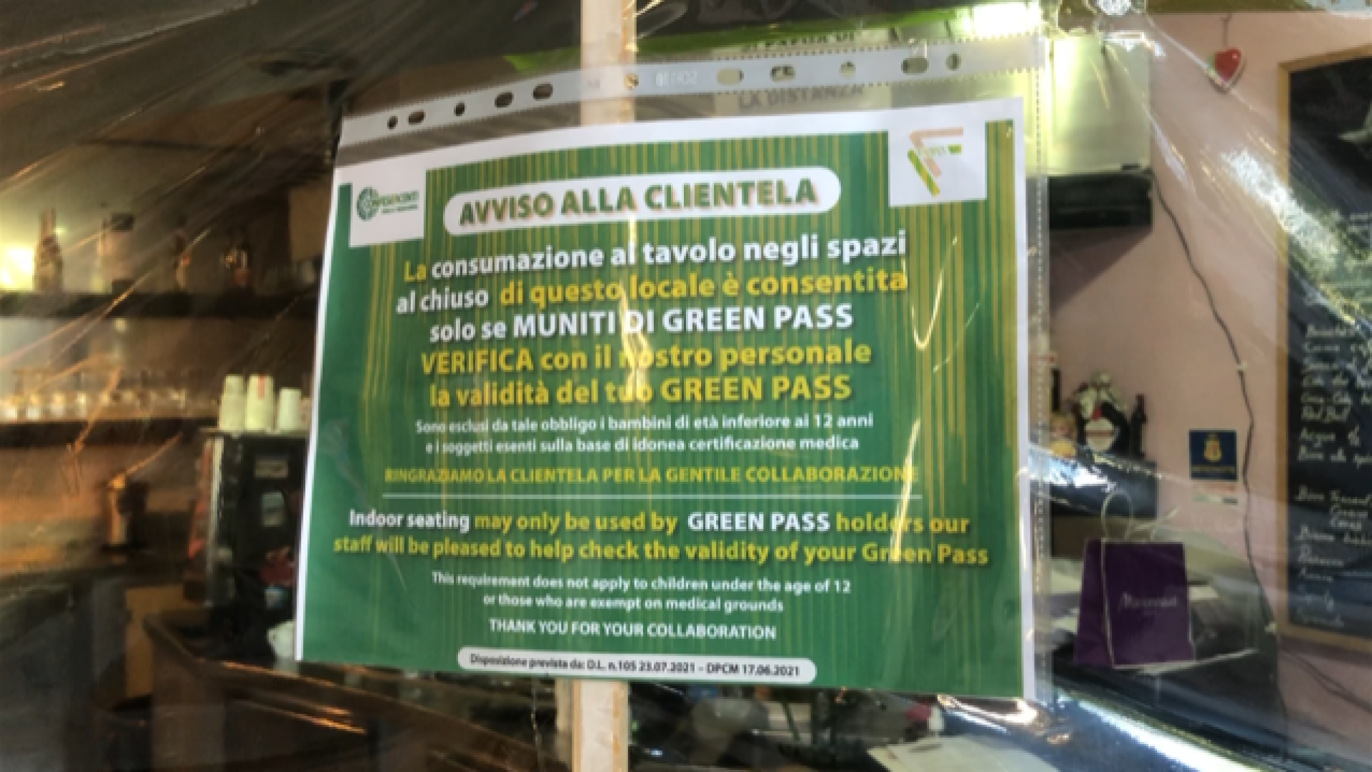 Bar e ristoranti, resta il green pass fino al 30 aprile. "Ma non siamo attività di serie B"