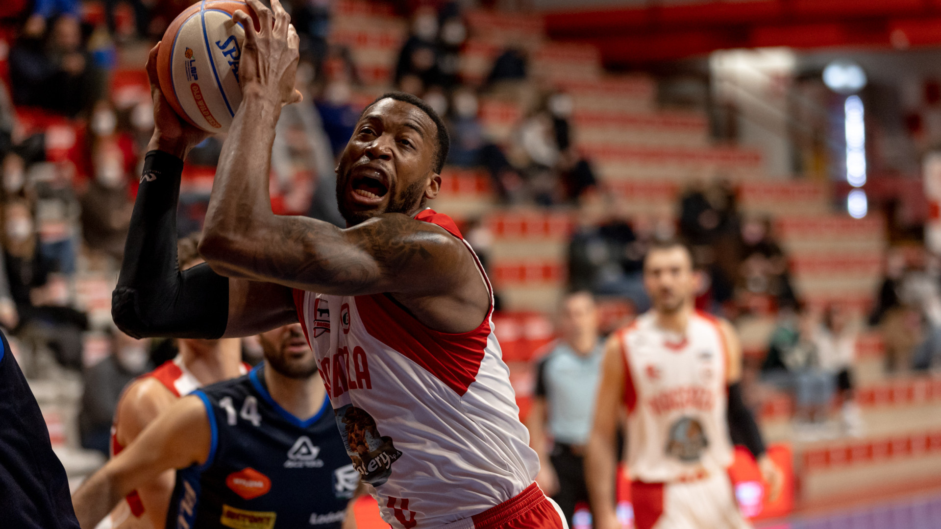 Treviglio scappa subito, la Bakery non la prende più e cede 63-79