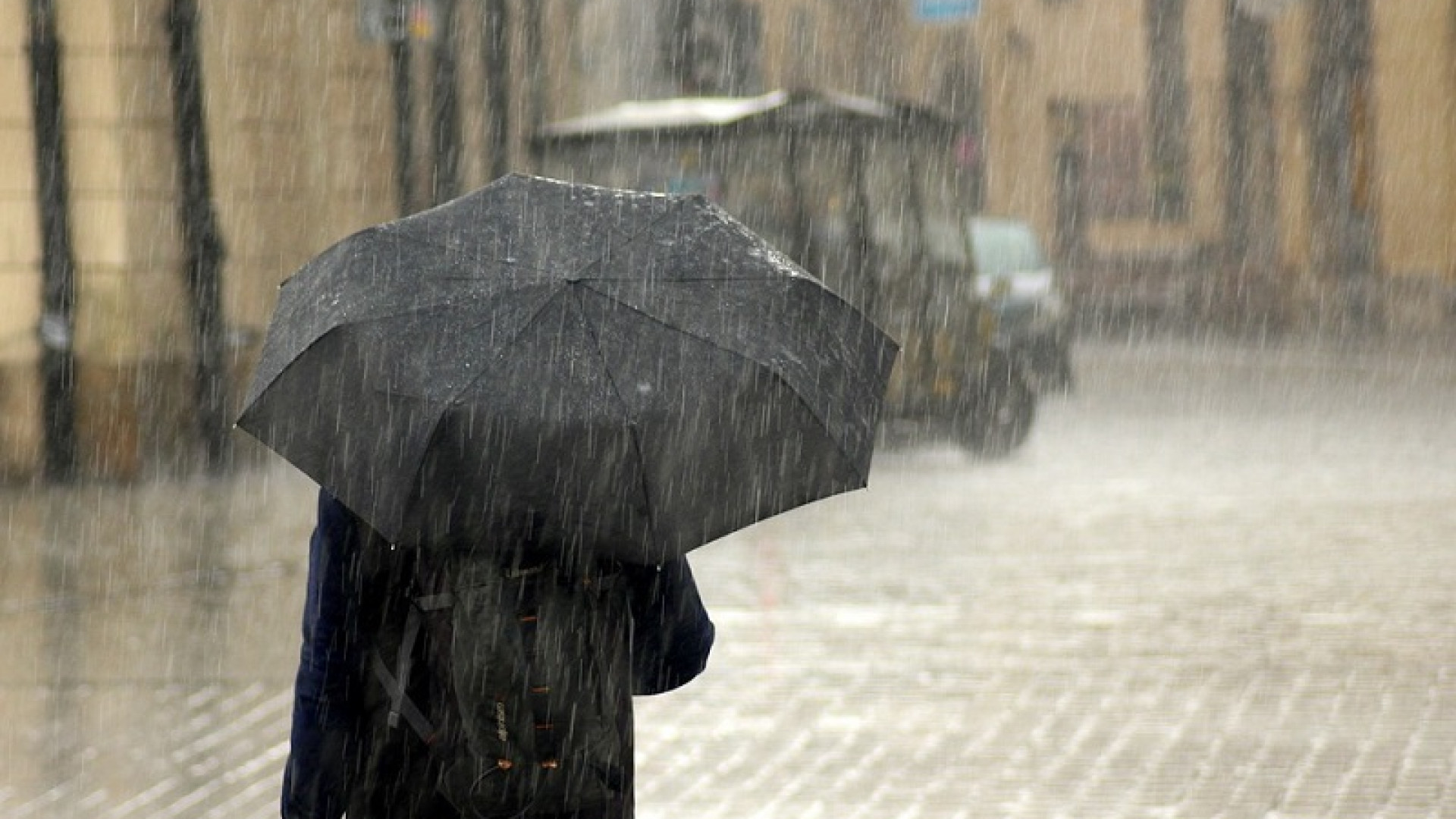 Allerta gialla per temporali e rischio idrogeologico fino a notte. Domani nuvoloso
