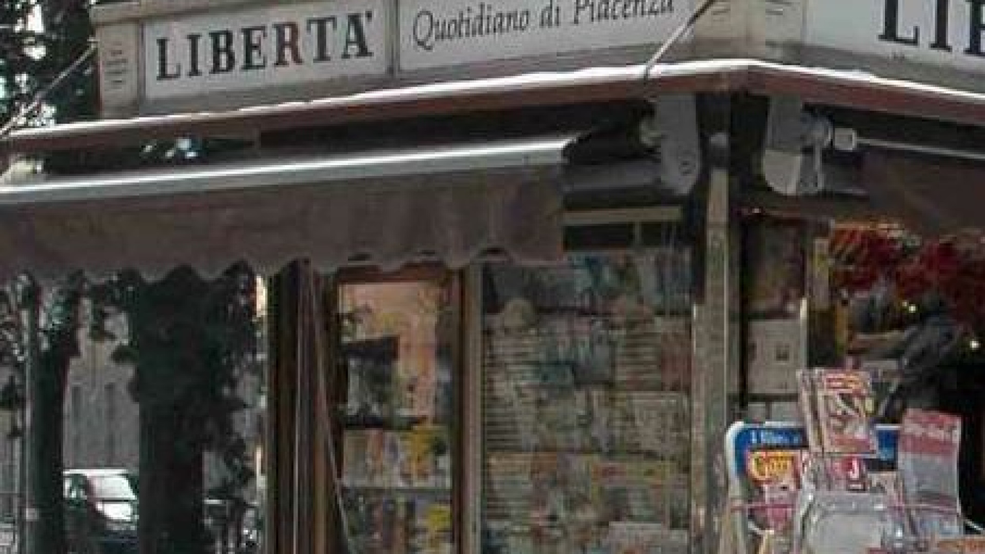 Domani numero doppio di Libertà. In copertina un dipinto di Alberto Gallerati