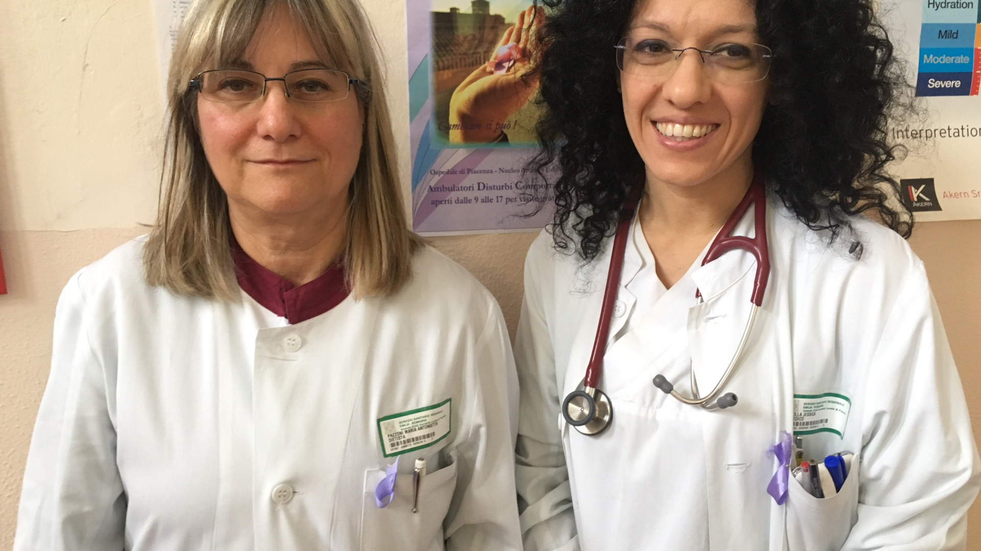 Giornata del Fiocchetto lilla, gli esperti: "Attenzione all'ossessione per l'immagine e cambiamenti d'umore"