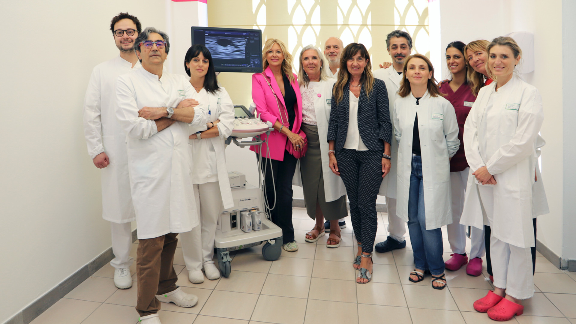 Tumori al seno, un ecografo con Intelligenza artificiale per il Centro salute donna
