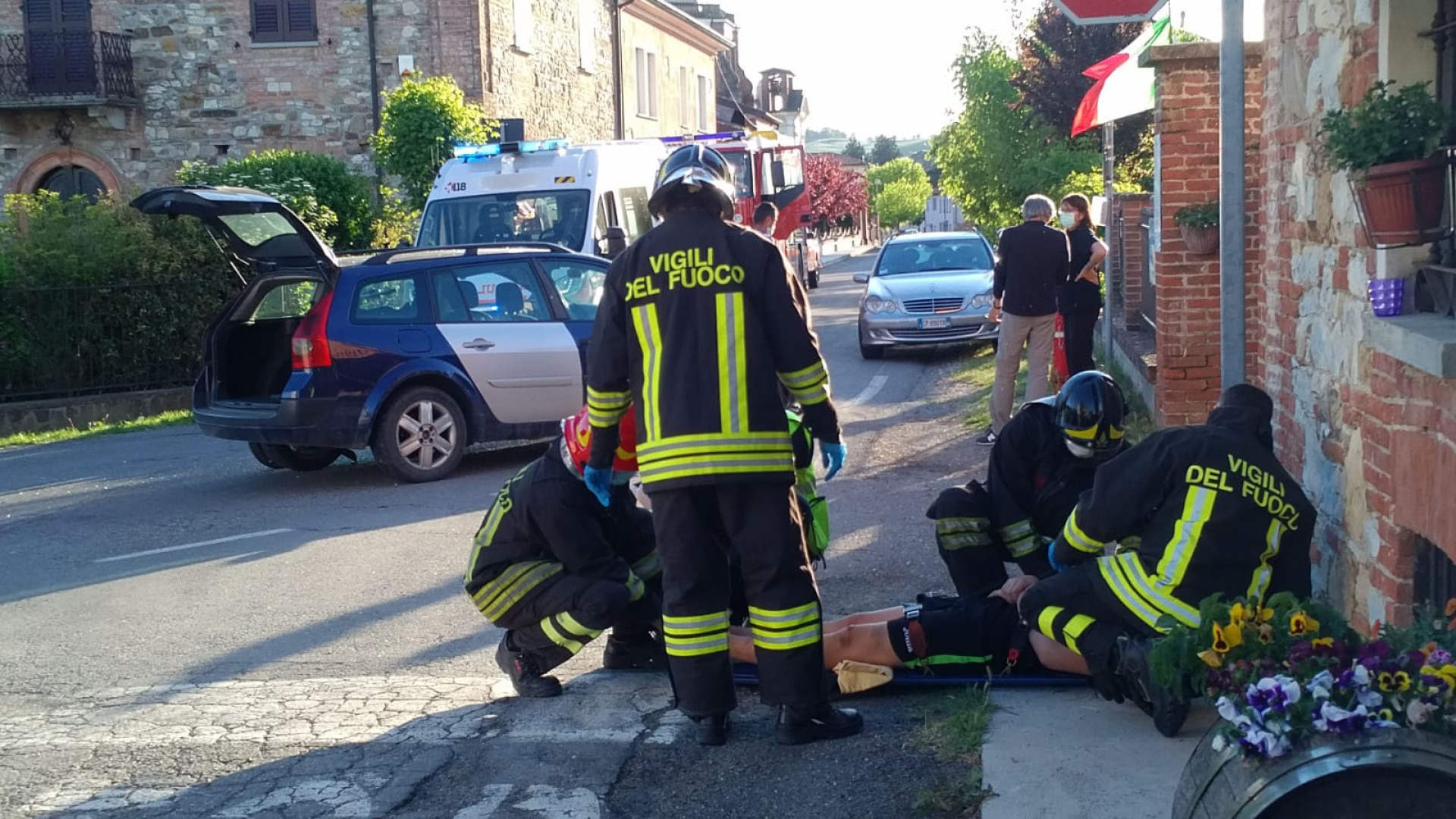 Terribile schianto a Montalbo, due enduristi feriti: uno è molto grave