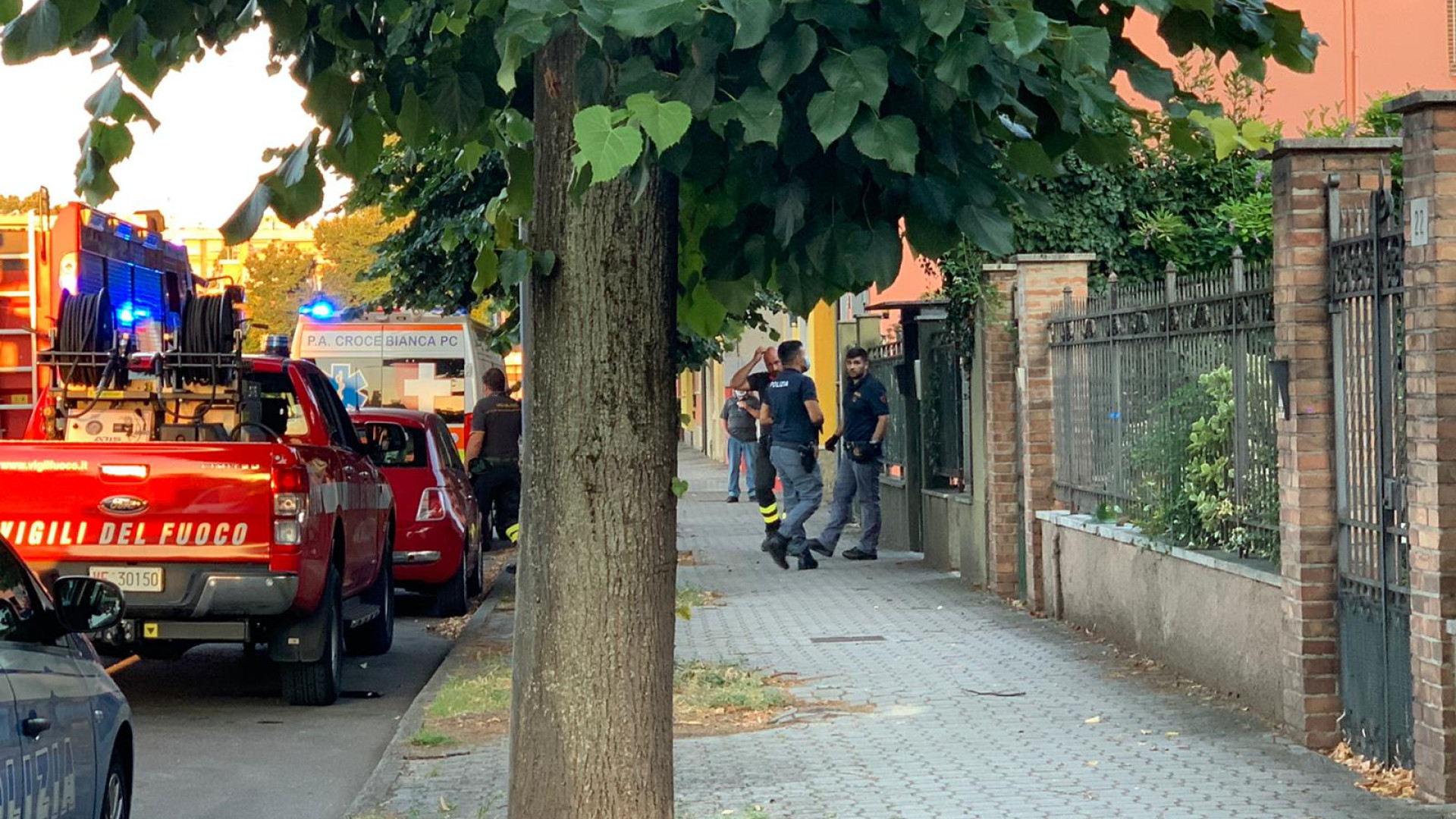 Dramma della solitudine: trovato morto dopo l'allarme della nipote