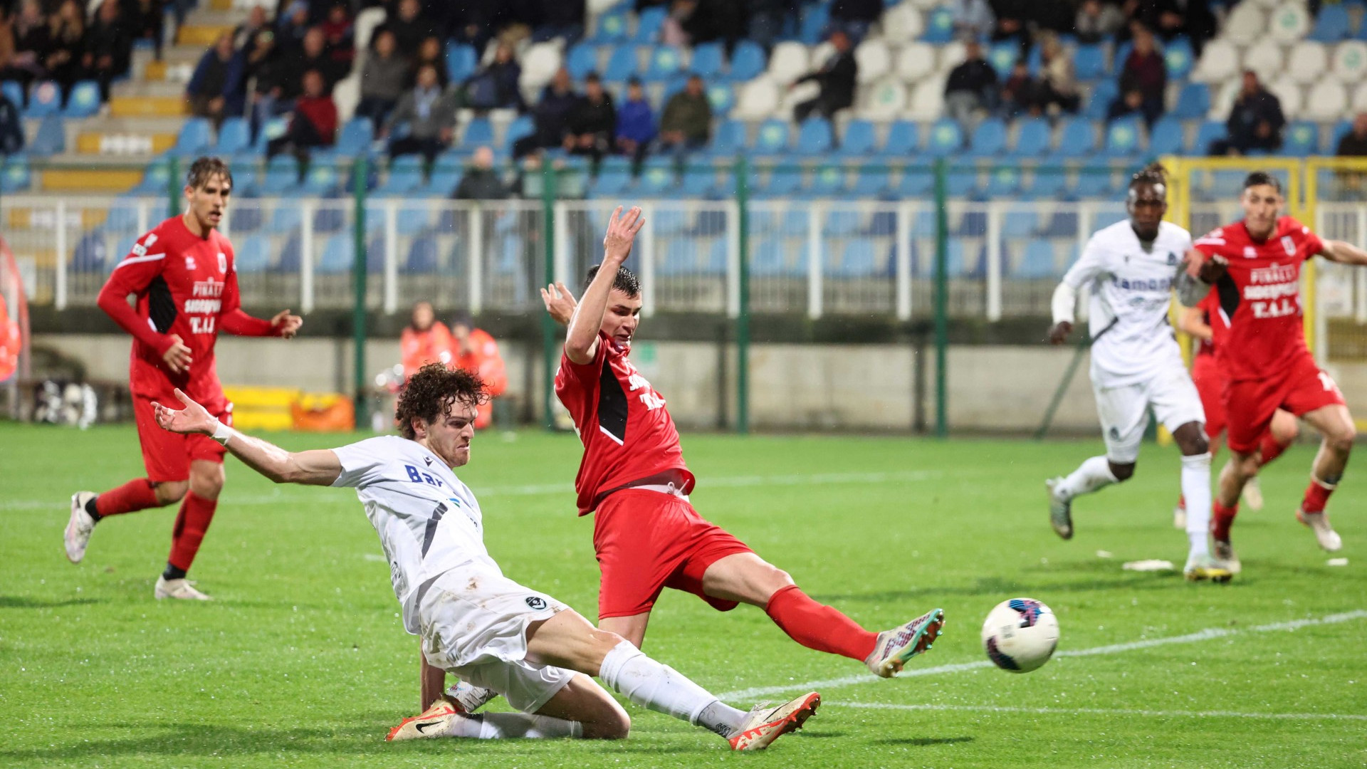 Fiorenzuola ad Arzignano: |stasera la partita dell'anno, |ma in difesa è emergenza