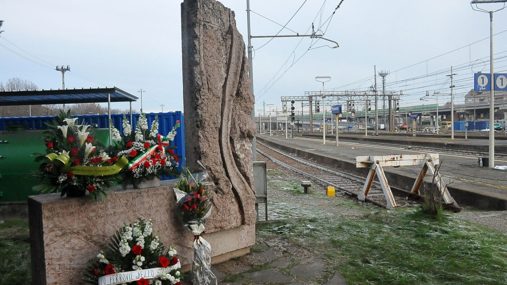 Tragedia del Pendolino, Covid blocca la cerimonia. Sindaco scrive alle famiglie