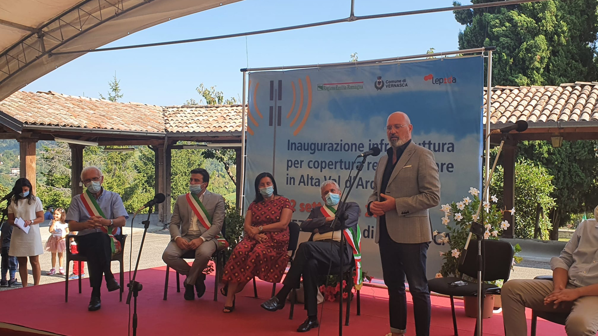 L'Appennino piacentino si connette al mondo: ecco il primo traliccio telefonico