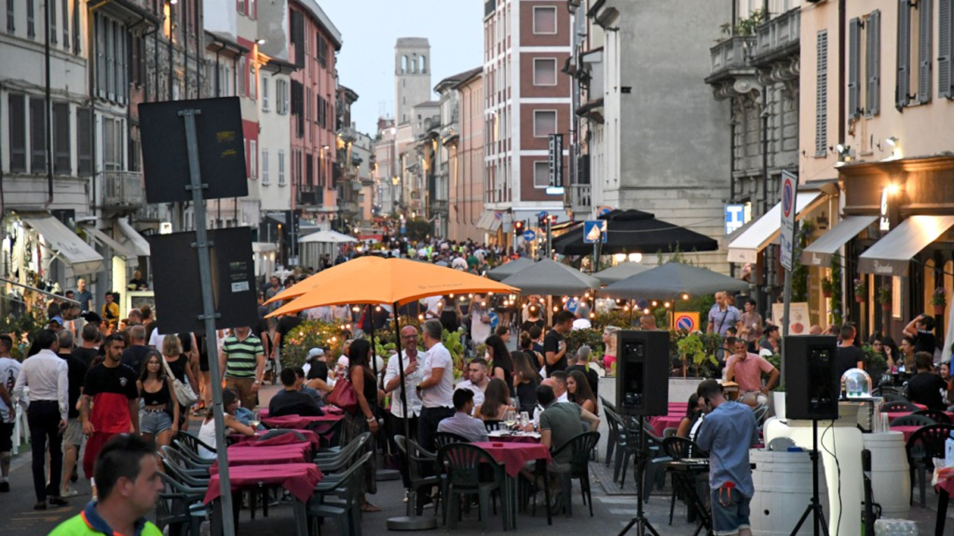 Si chiudono i "Venerdì piacentini": 120 coristi in piazza Duomo
