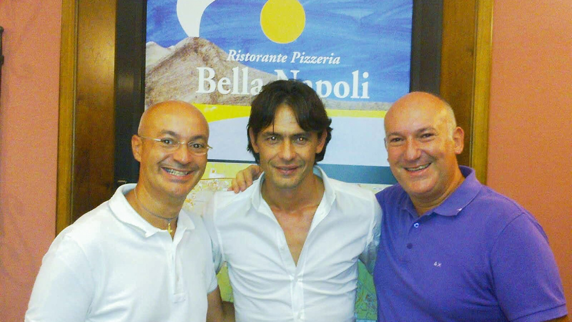 Spaghetti, pizza e... calciomercato: la Bella Napoli come l’Hotel Gallia