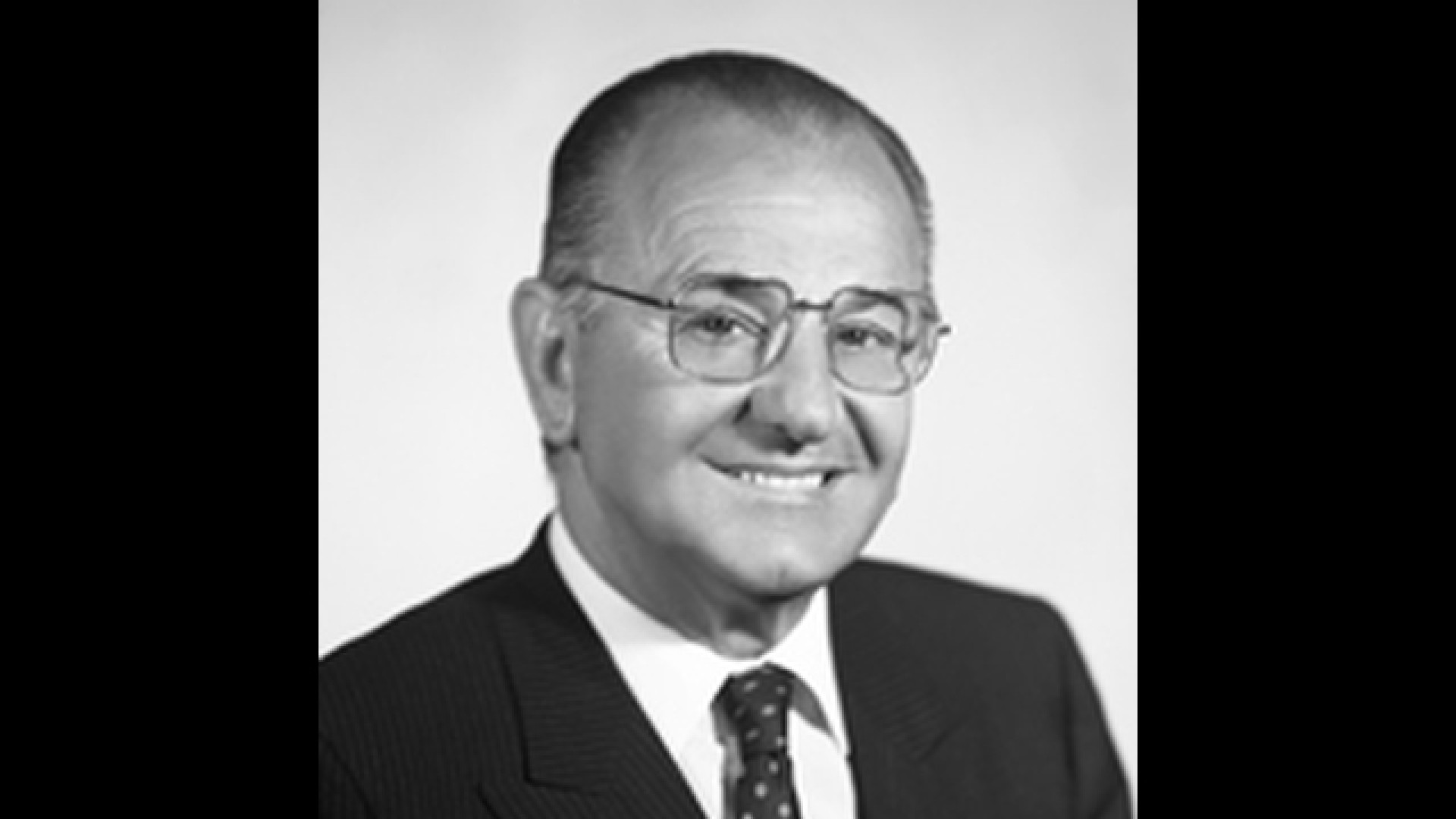 Bozza (FI) “Oggi abbiamo ricordato Angelo Tomelleri, il primo presidente della Regione"