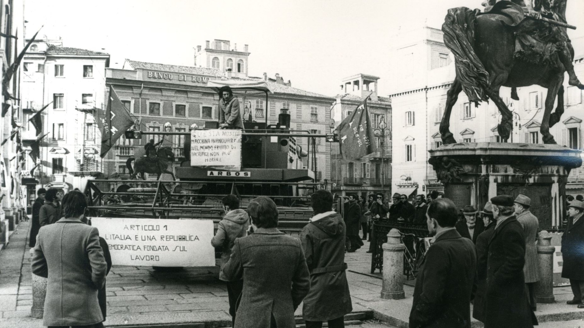 Arbos, dopo 40 anni le mietitrebbie tornano in piazza Cavalli il 27 giugno