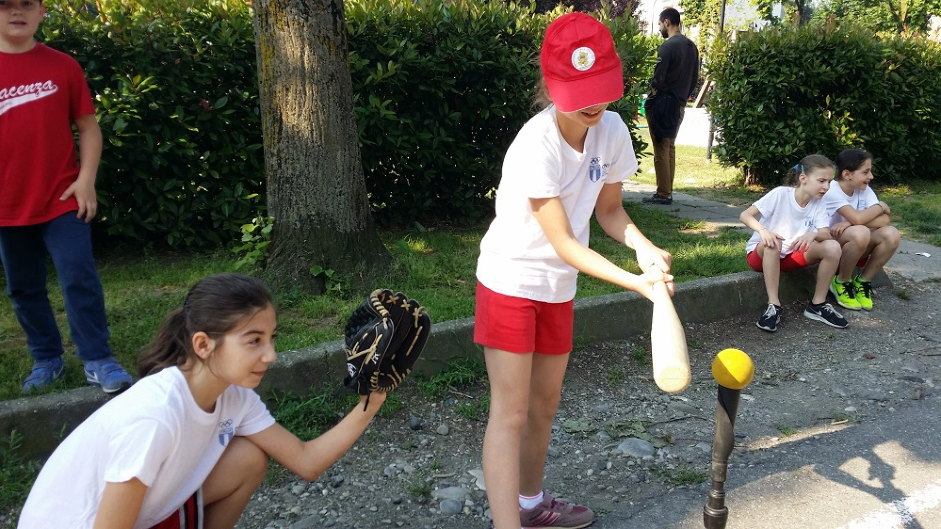 San Nicolò: centinaia di bambini in piazza per "scoprire" gli sport