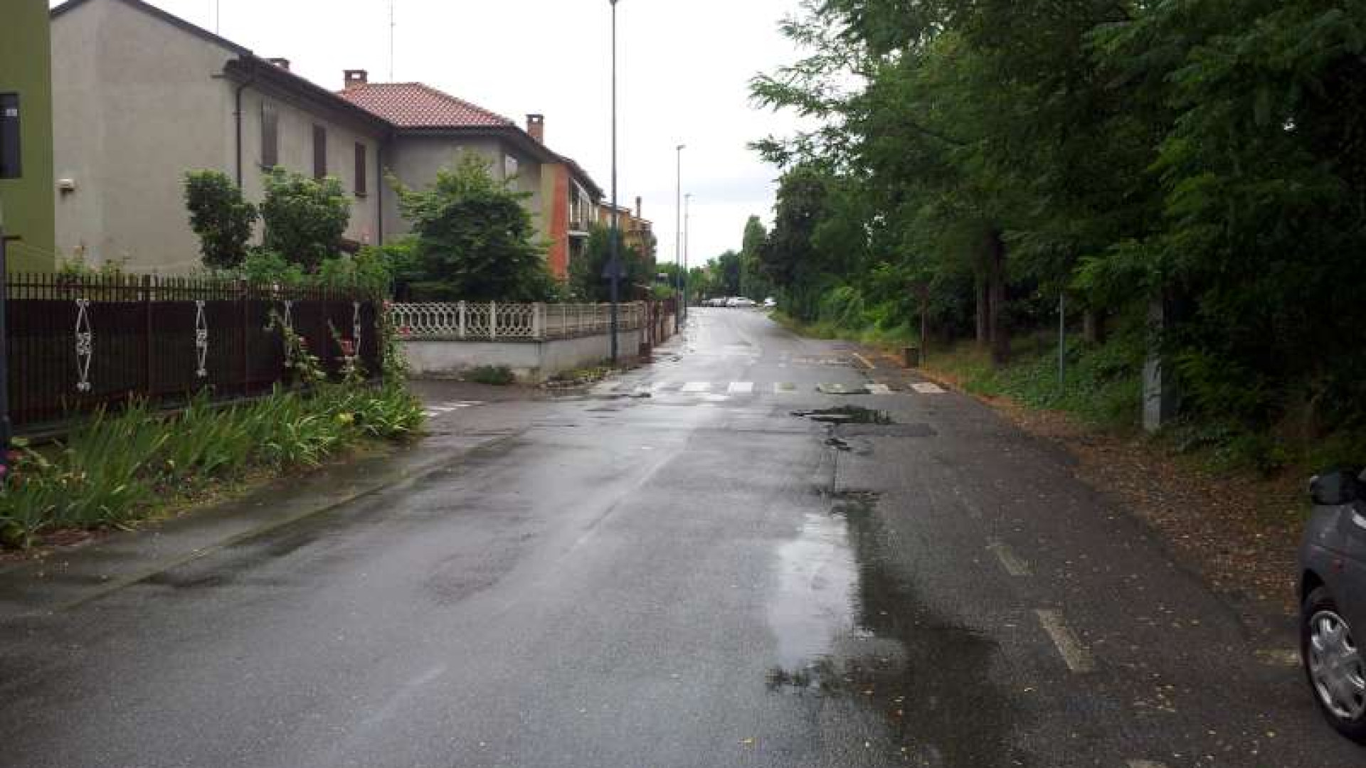 Residenti di Borgotrebbia: "La strada come una pista di Formula 1"