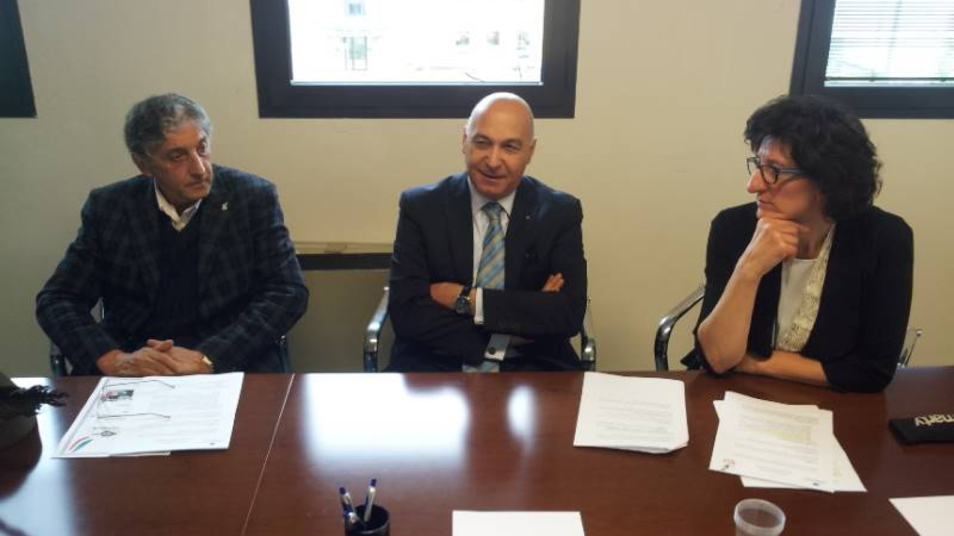 Adunata nazionale: premi alle vetrine addobbate con il tricolore