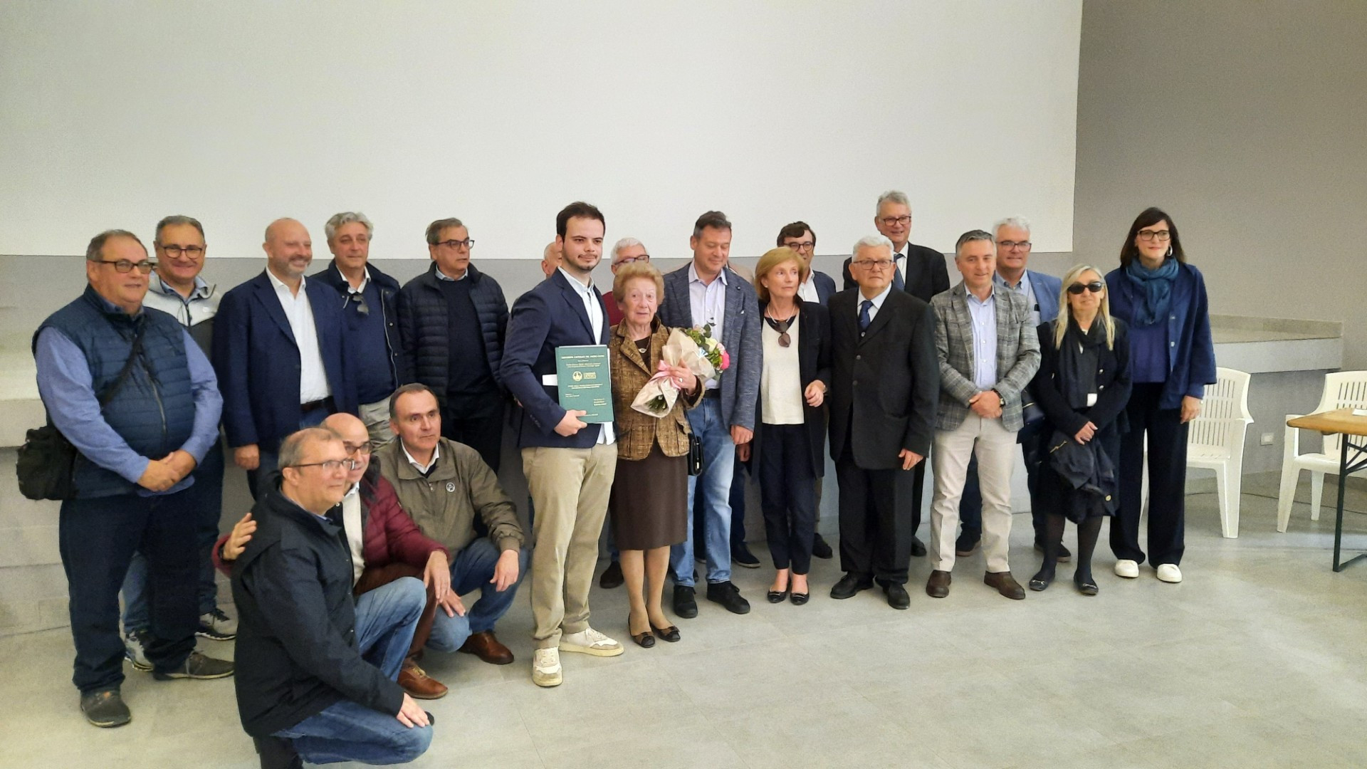 Ziano, premio Ginetto Molinelli al giovane Riccardo Covati: "Lo dedico ai nonni"