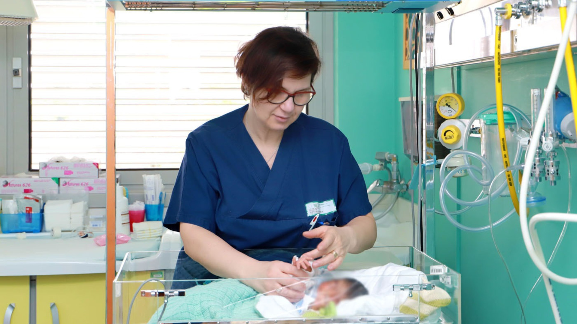 Ogni anno a Piacenza sei neonati in crisi di astinenza: "Tutti curabili"