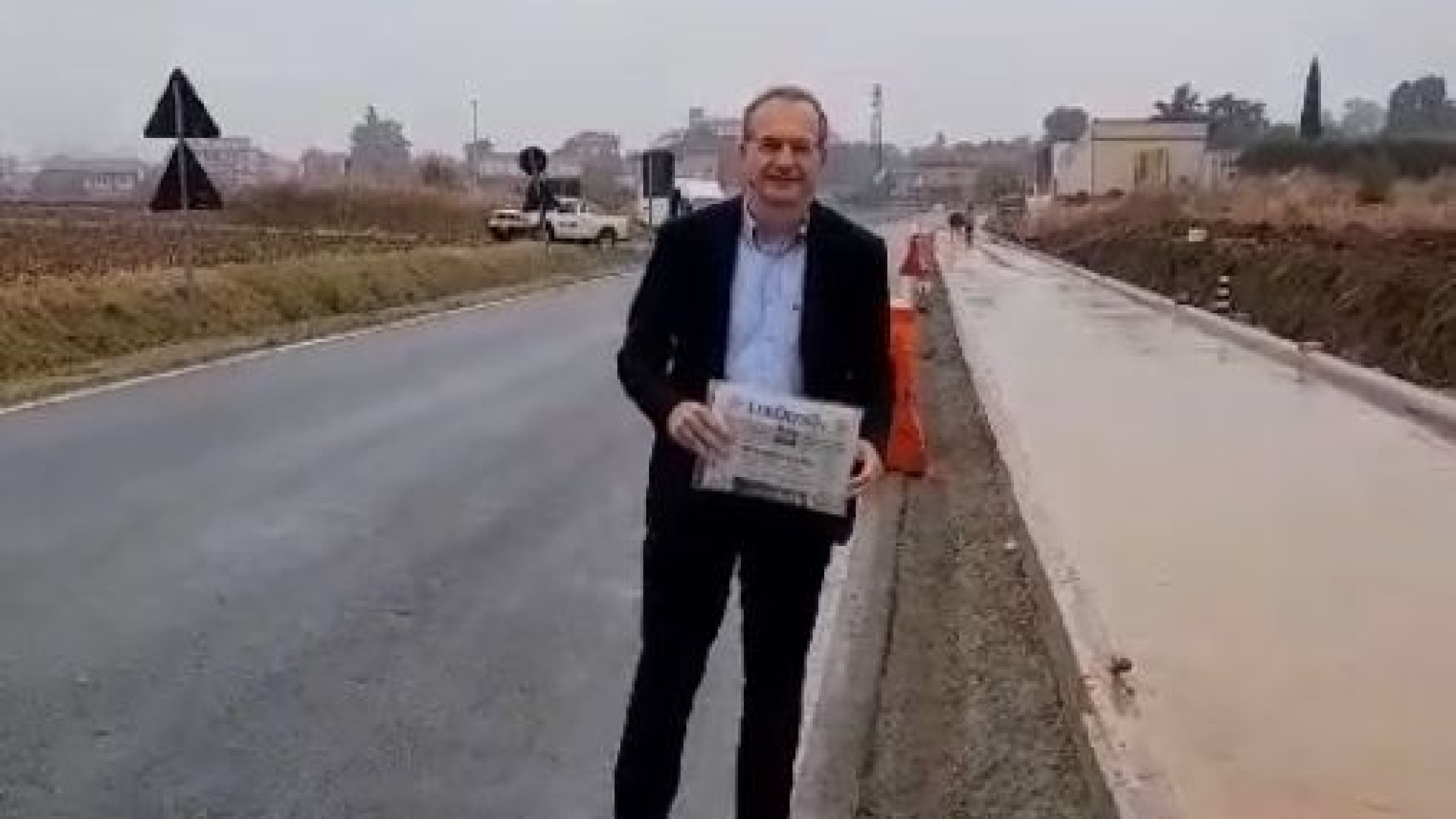 Fiorenzuola, copia di Libertà cementata sotto la nuova pista ciclopedonale