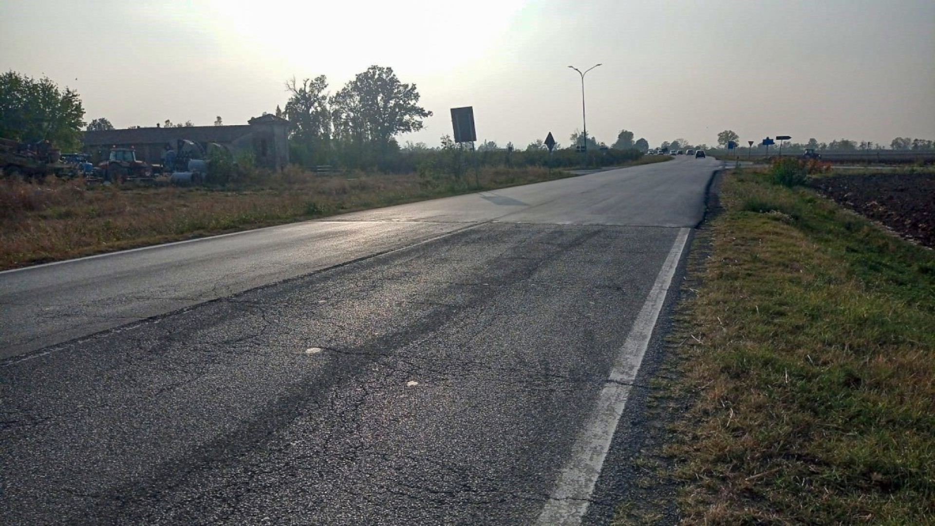 Strada della Mottaziana, la Provincia: "Deve asciugare l'asfalto, segnaletica lunedì"