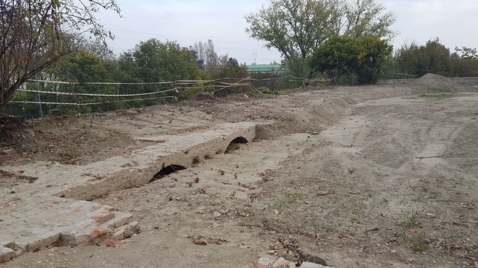 Bastione San Sisto, dagli scavi spuntano le mura farnesiane. La Soprintendenza: "Verranno coperte"