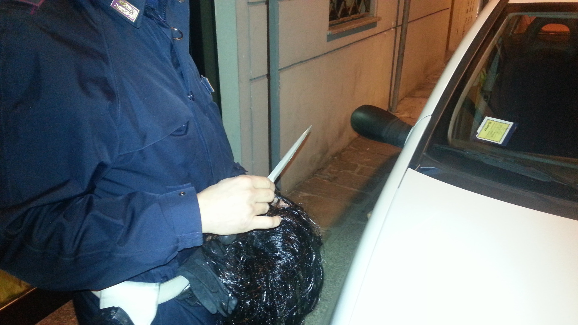 Stradone Farnese, nuovo colpo in farmacia per il rapinatore solitario