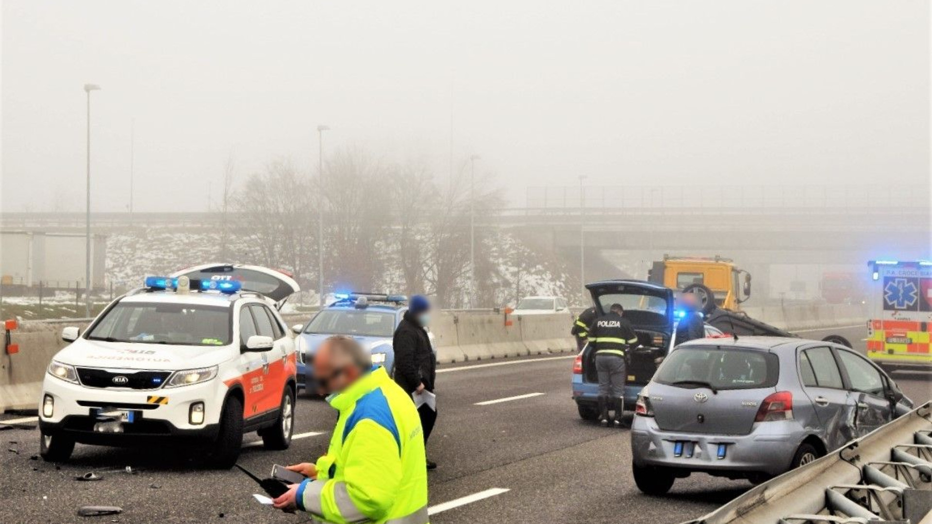 Fiorenzuola, maxi incidente in A1: cinque veicoli coinvolti e tre feriti
