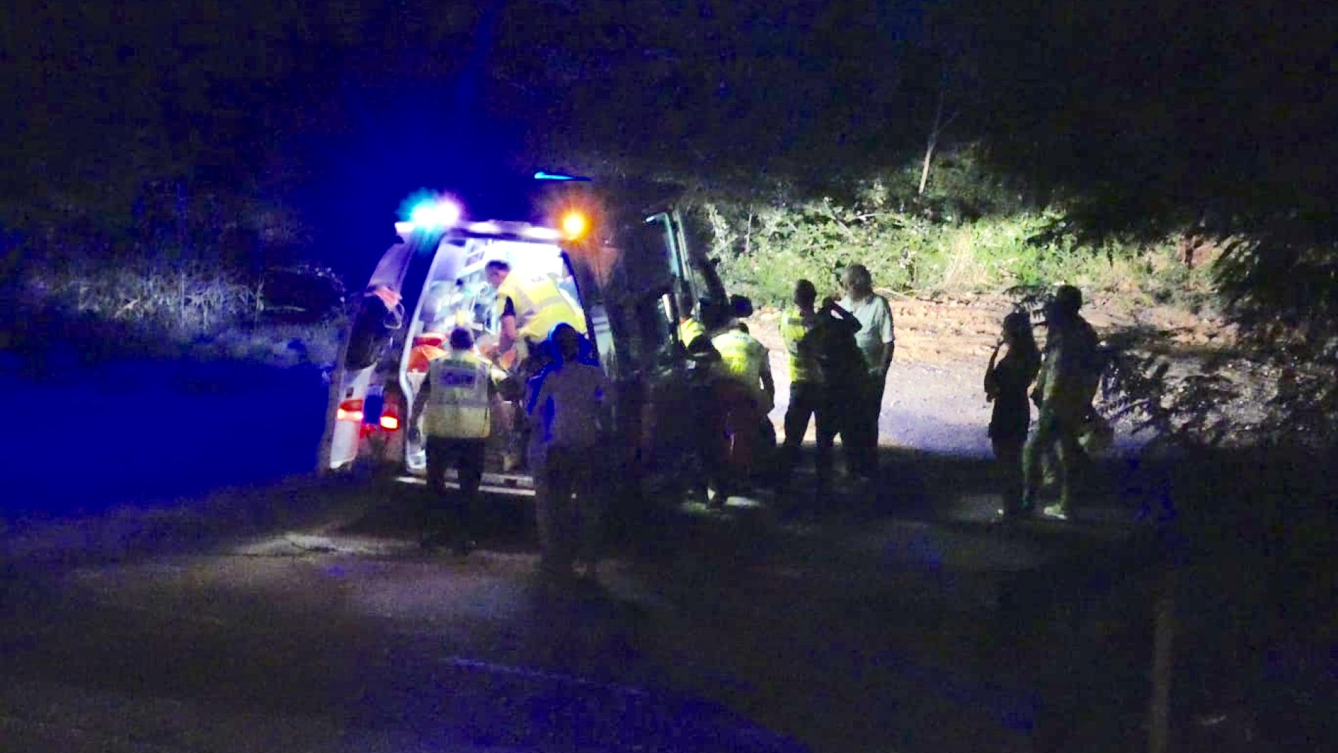 Cade in moto a Pecorara, grave un centauro prelevato dall’elicottero del 118