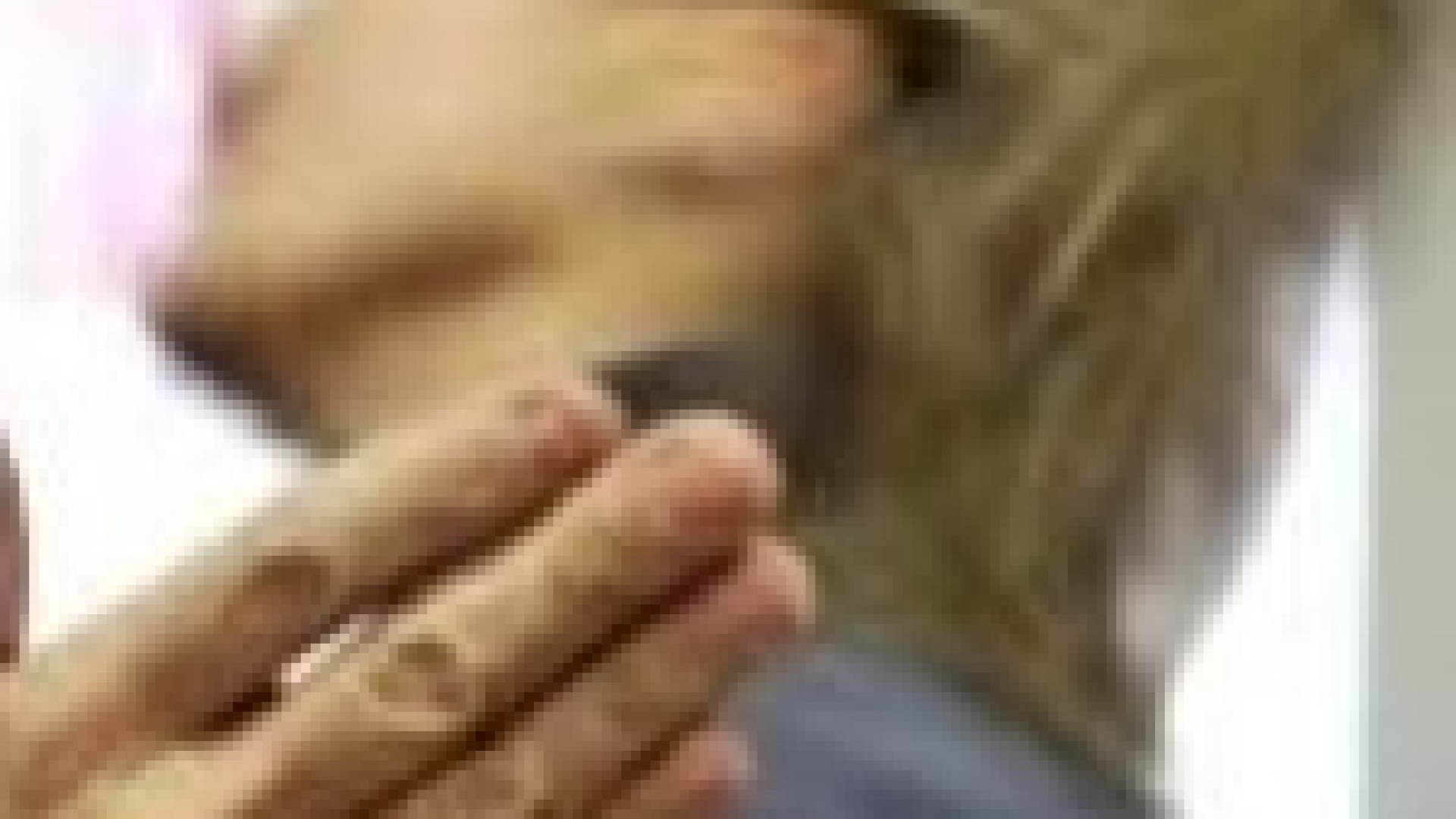 Padre picchia la figlia: "Si drogava". A giudizio per maltrattamenti