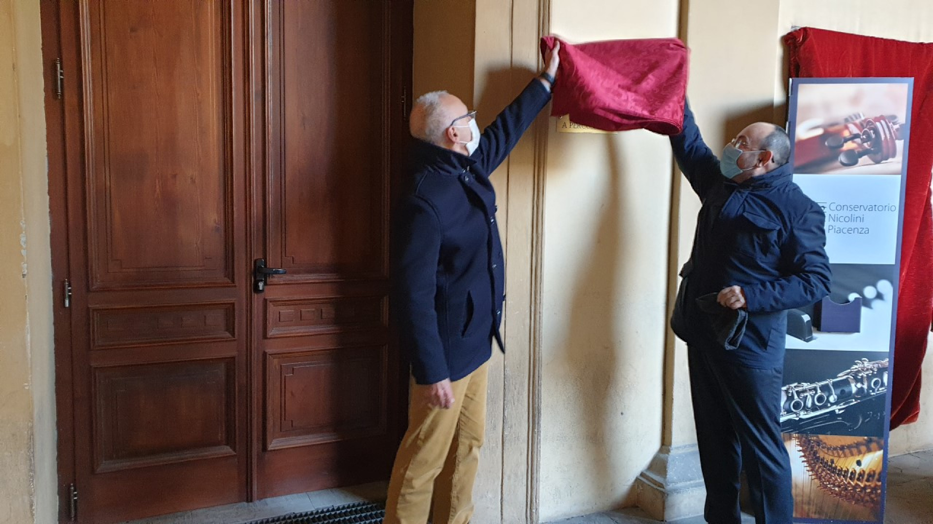 Il Nicolini ricorda Edo Lusardi con l'intitolazione della "sua" aula